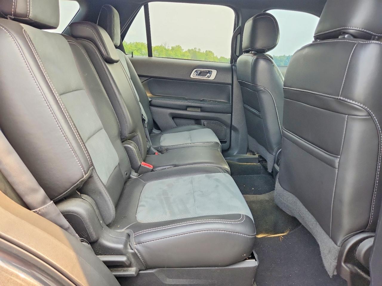 2015 Ford Explorer Xlt Серебряный vin: 1FM5K8D84FGA00769