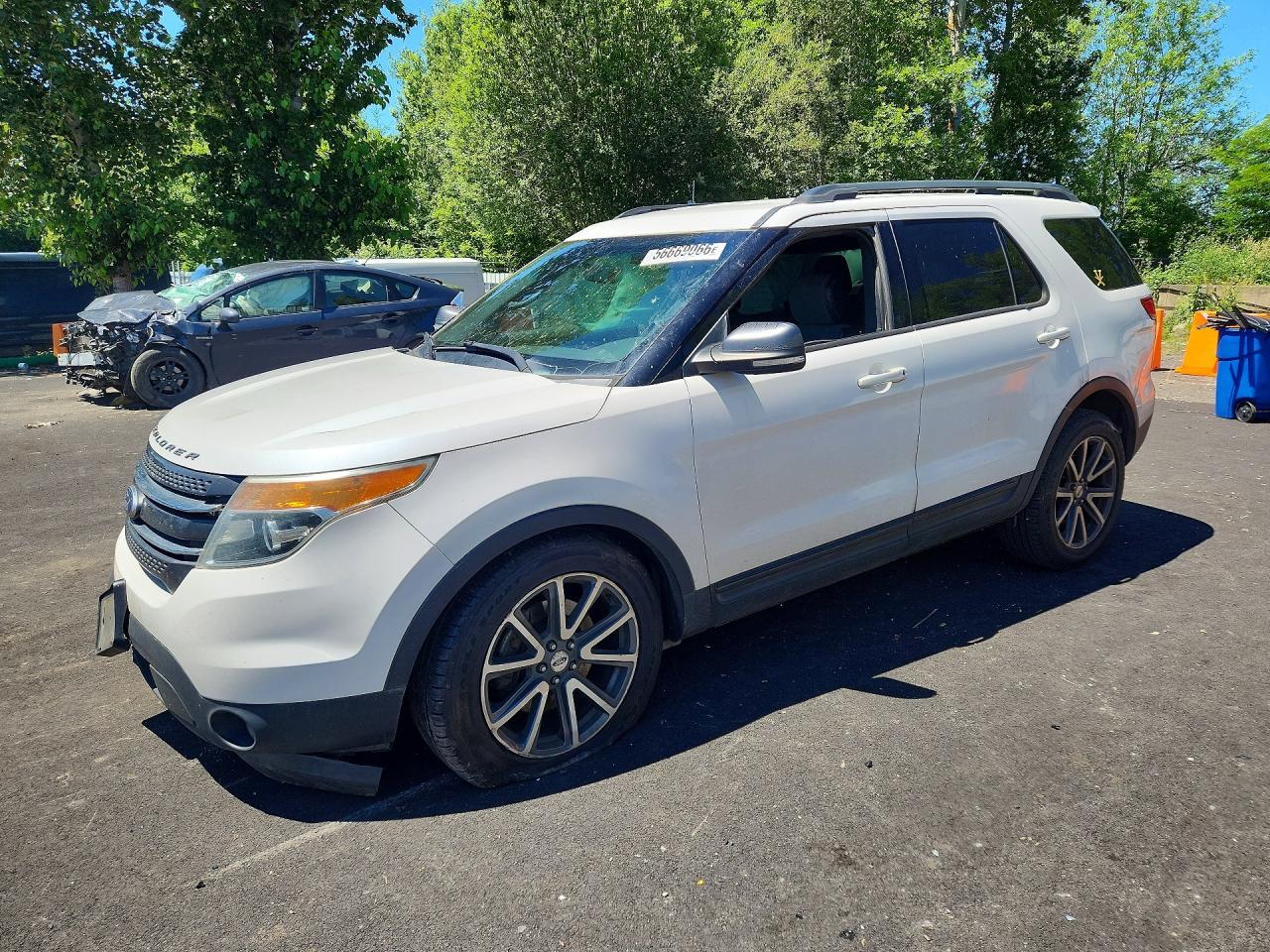 2015 Ford Explorer Xlt White vin: 1FM5K8D84FGA14221