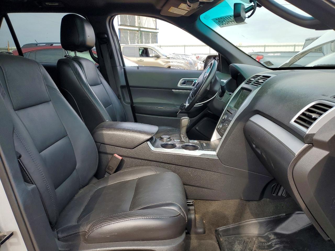 2015 Ford Explorer Xlt Silver vin: 1FM5K8D84FGA91168