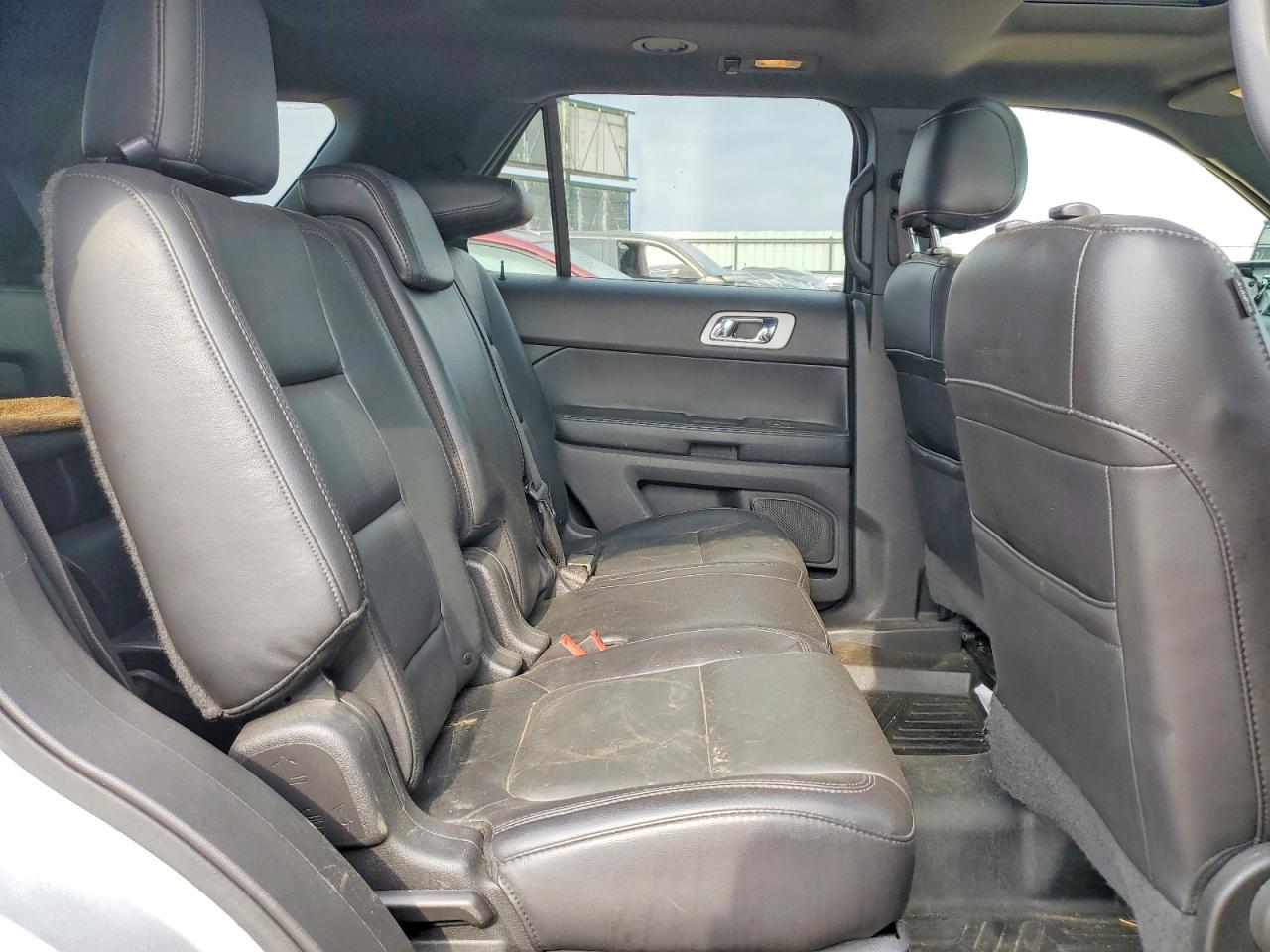 2015 Ford Explorer Xlt Silver vin: 1FM5K8D84FGA91168