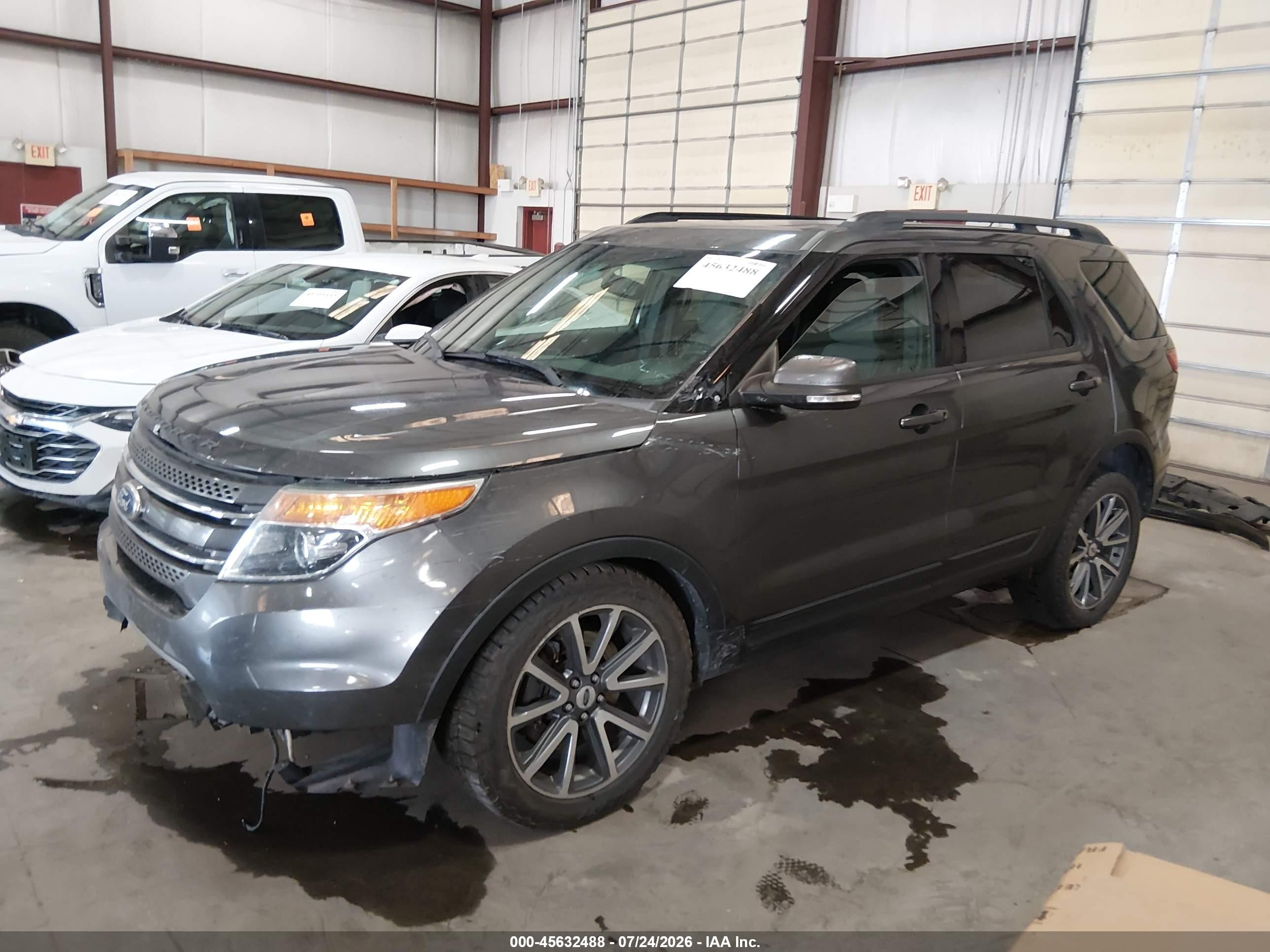 2015 Ford Explorer Xlt Серый vin: 1FM5K8D84FGC05539