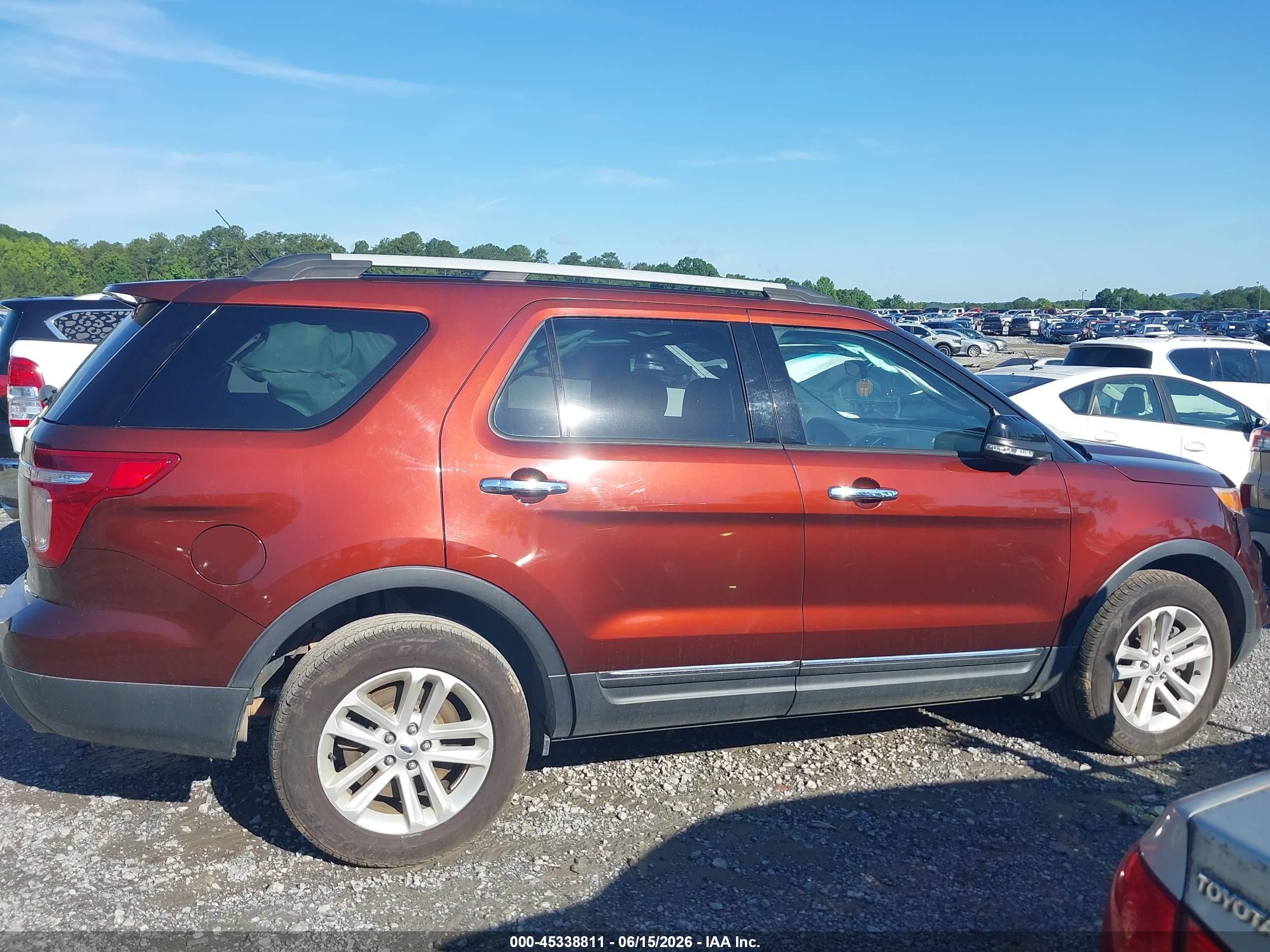 2015 Ford Explorer Xlt Burgundy vin: 1FM5K8D84FGC24799