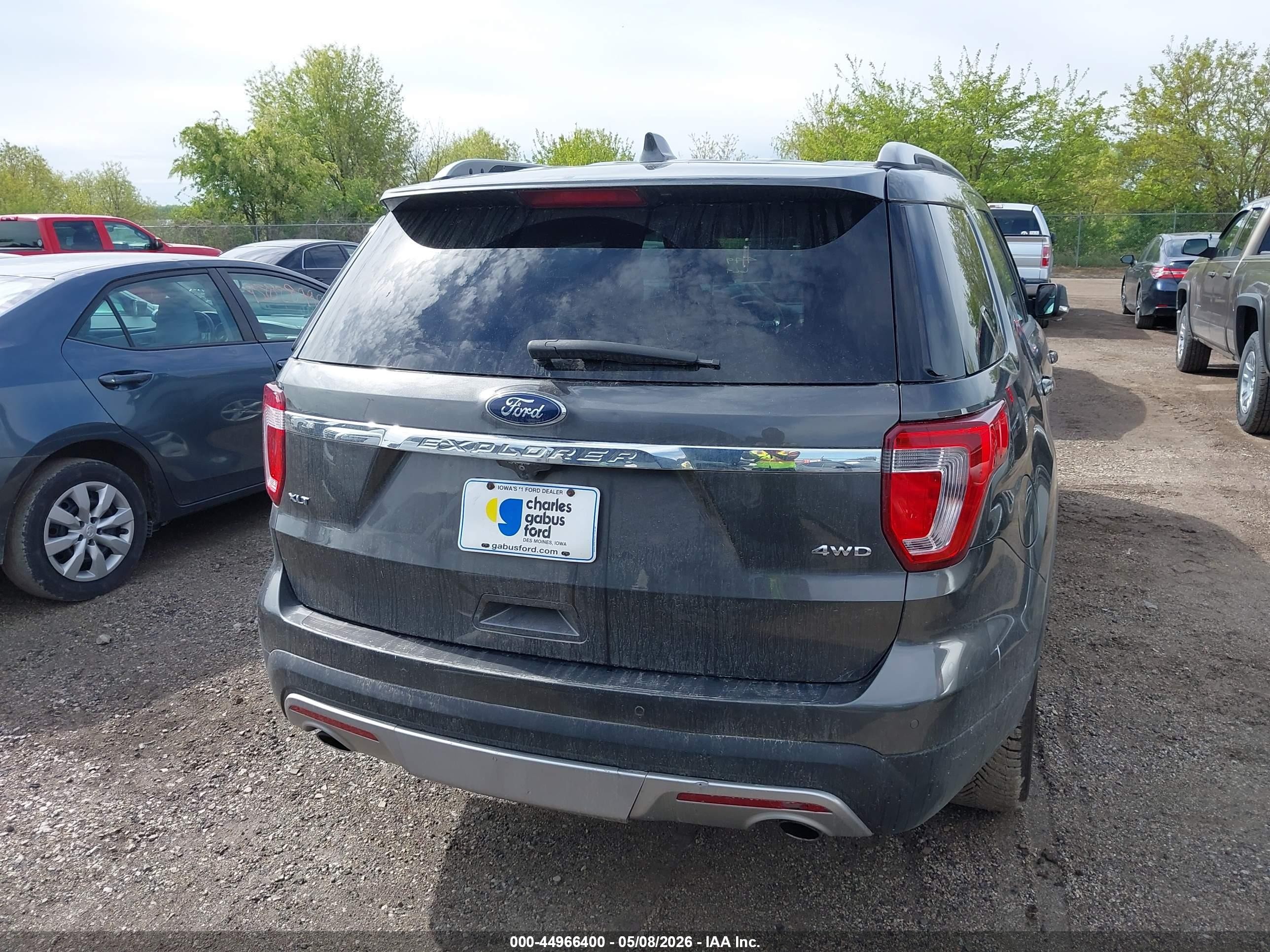 2017 Ford Explorer Xlt Серый vin: 1FM5K8D84HGC52668