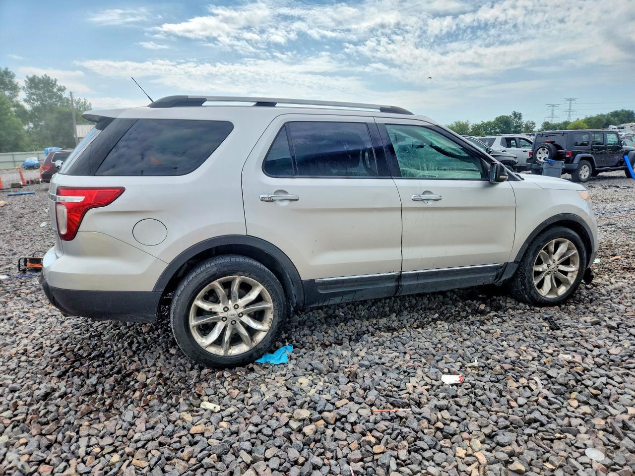 2013 Ford Explorer Xlt Silver vin: 1FM5K8D85DGA49573