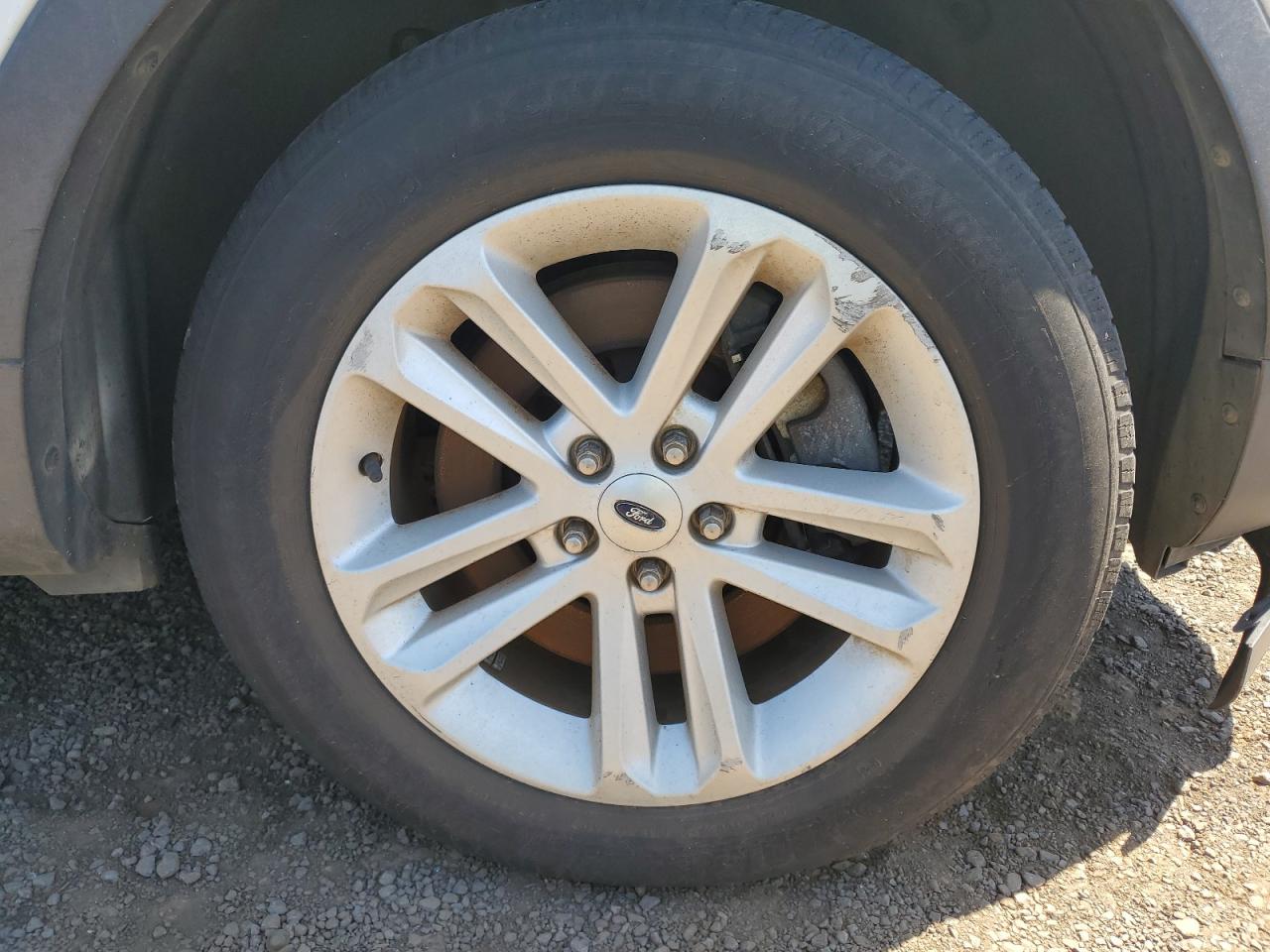 2013 Ford Explorer Xlt White vin: 1FM5K8D85DGC06292 Damage: Right Front Wheel, Curb Rash, 5 To 6 Inches