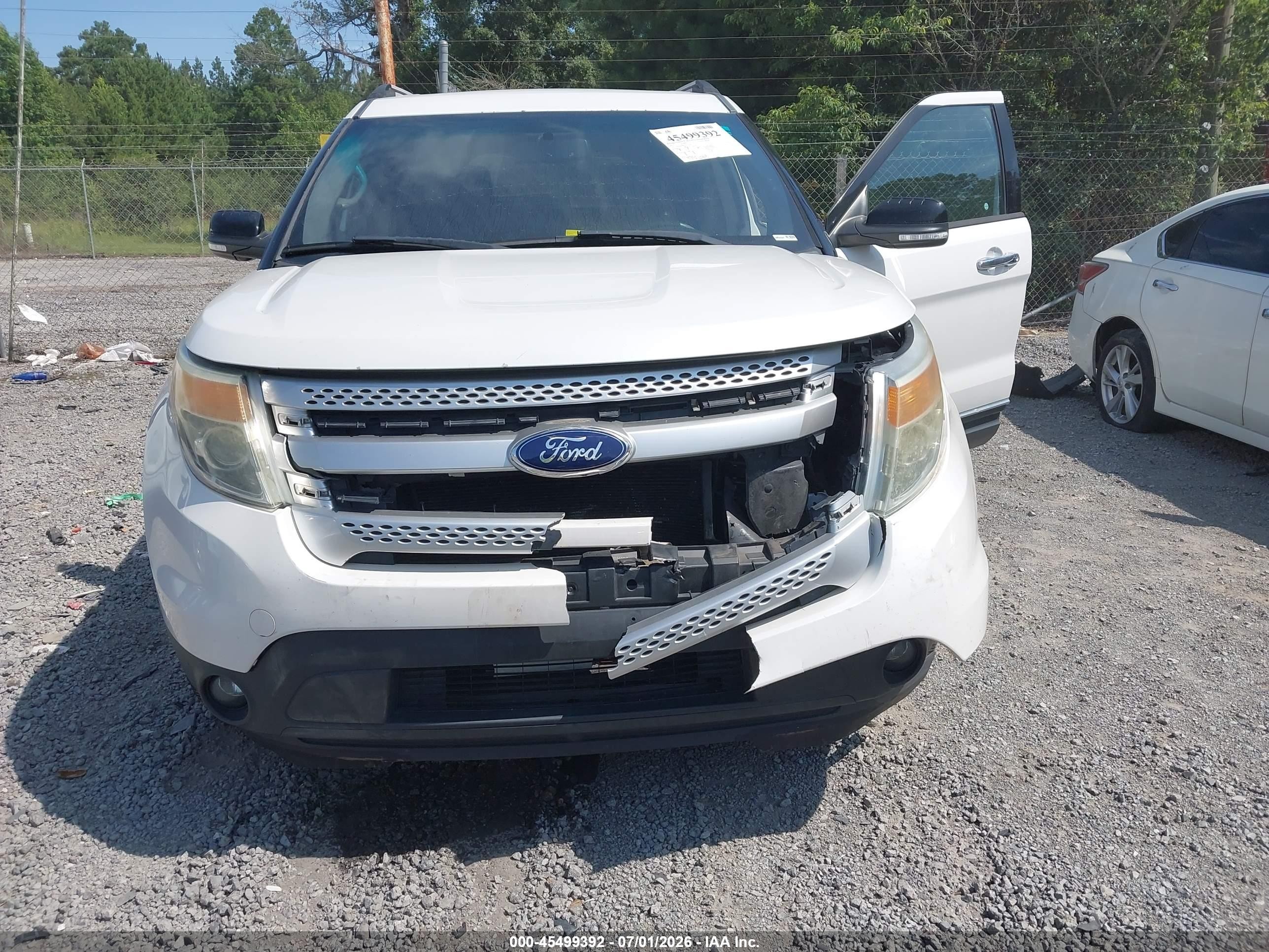 2013 Ford Explorer Xlt White vin: 1FM5K8D85DGC76228