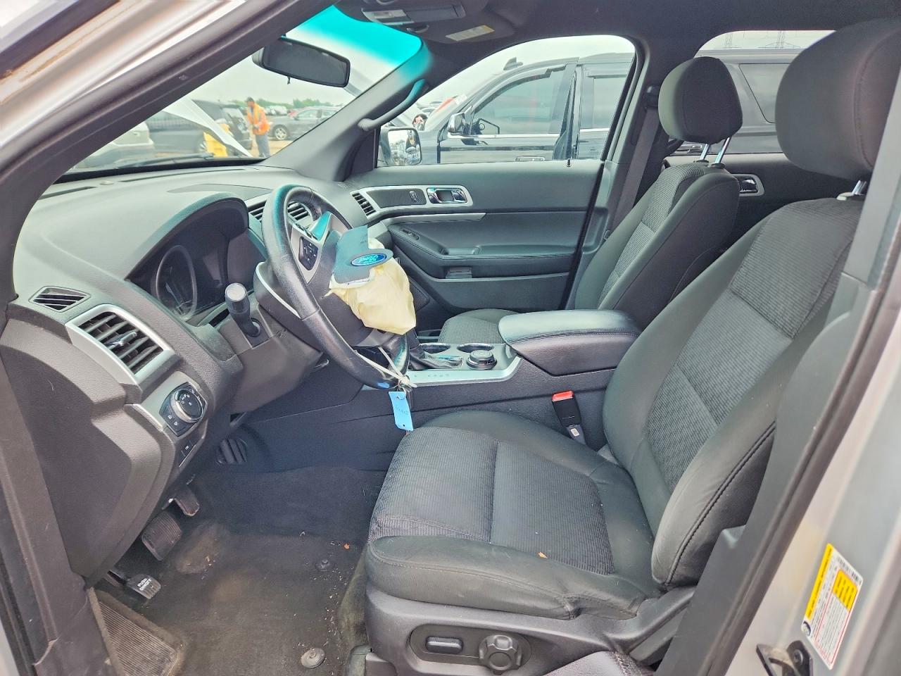 2014 Ford Explorer Xlt Серебряный vin: 1FM5K8D85EGA47856