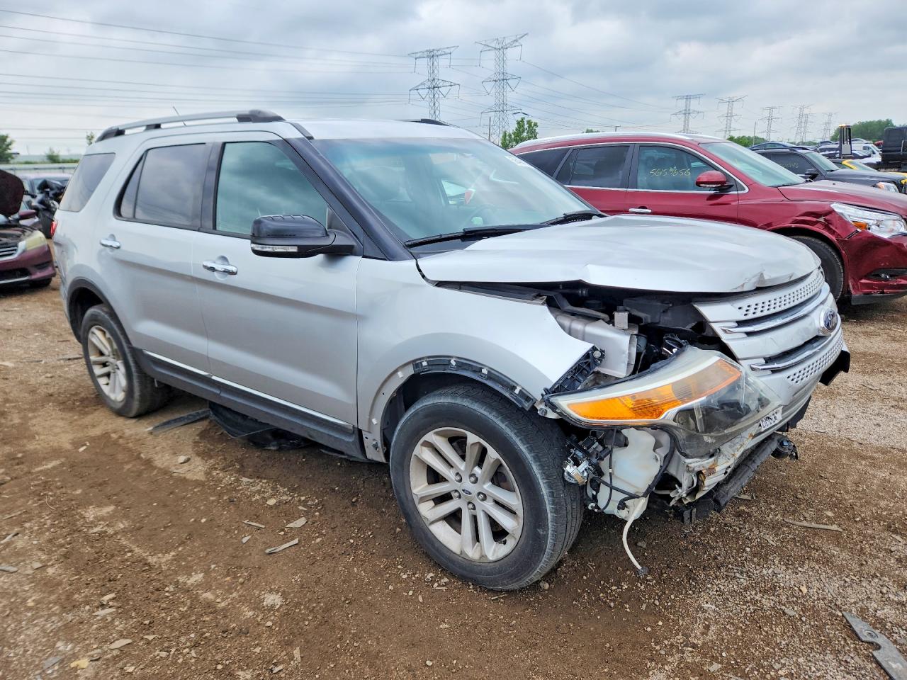 2014 Ford Explorer Xlt Серебряный vin: 1FM5K8D85EGA47856