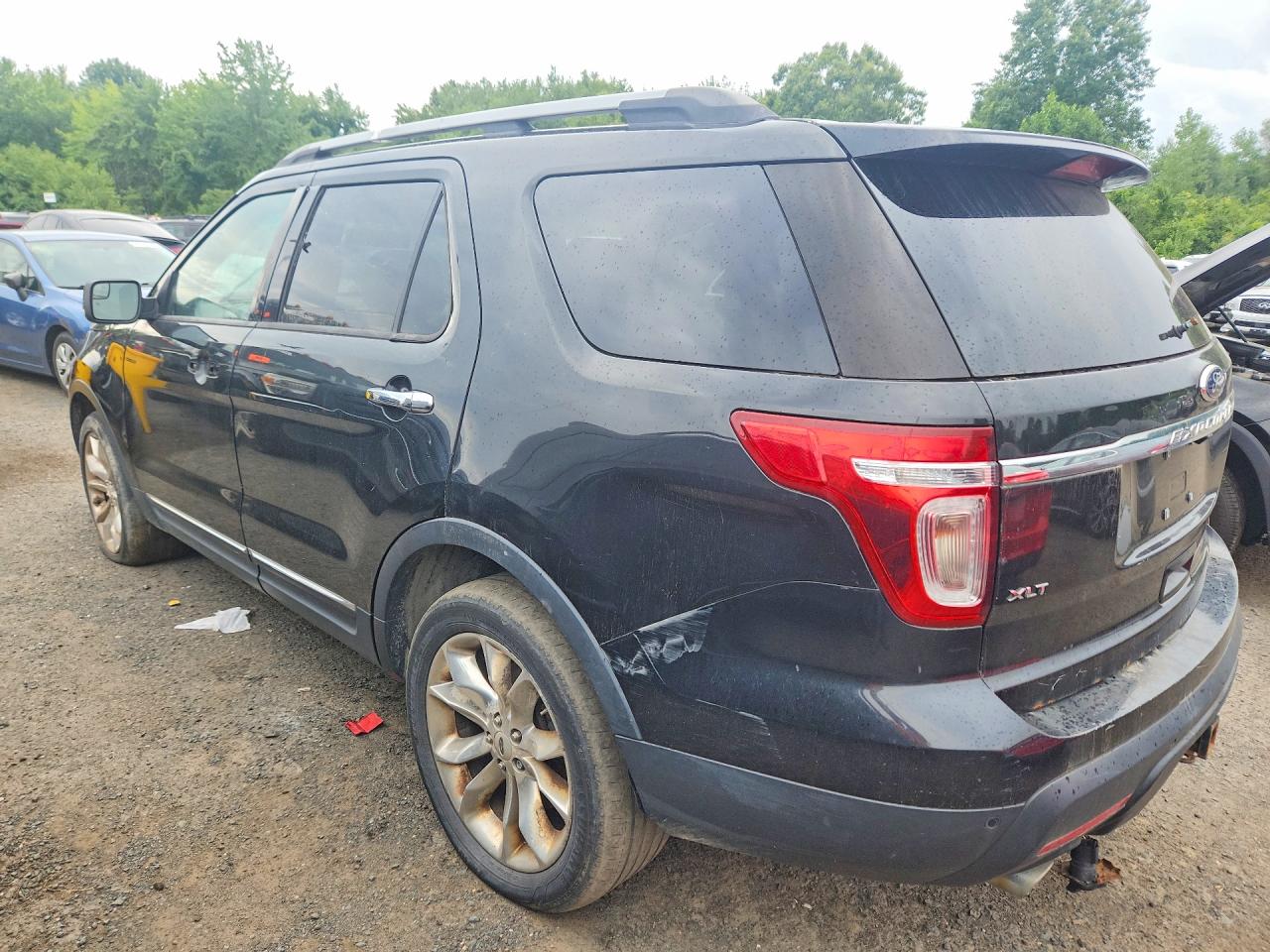 2014 Ford Explorer Xlt Черный vin: 1FM5K8D85EGA94921