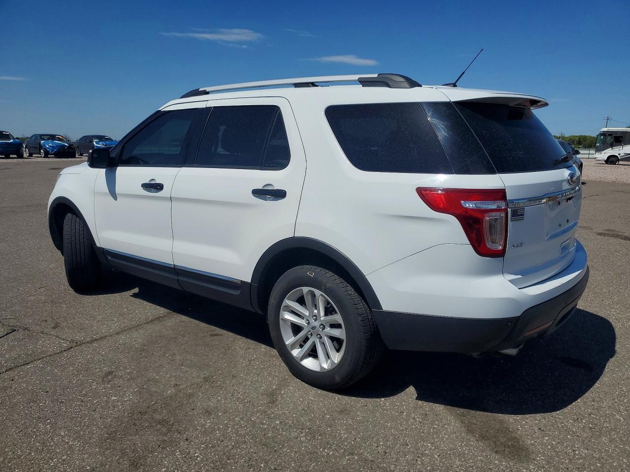 2014 Ford Explorer Xlt White vin: 1FM5K8D85EGB28159