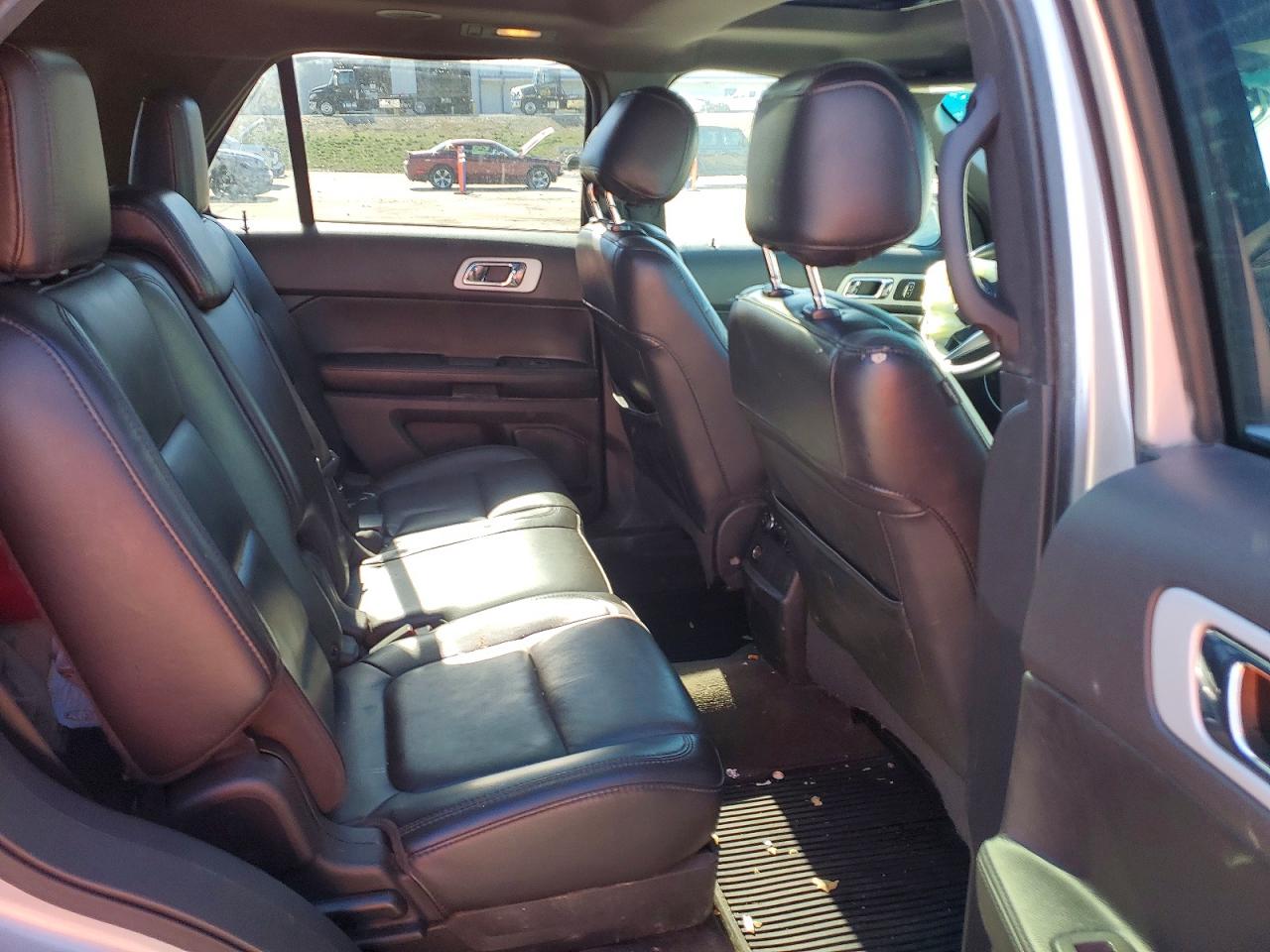 2014 Ford Explorer Xlt Silver vin: 1FM5K8D85EGB86398
