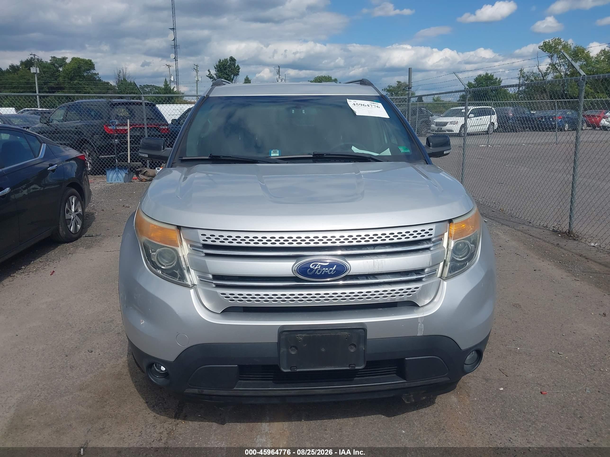 2015 Ford Explorer Xlt Silver vin: 1FM5K8D85FGA25194