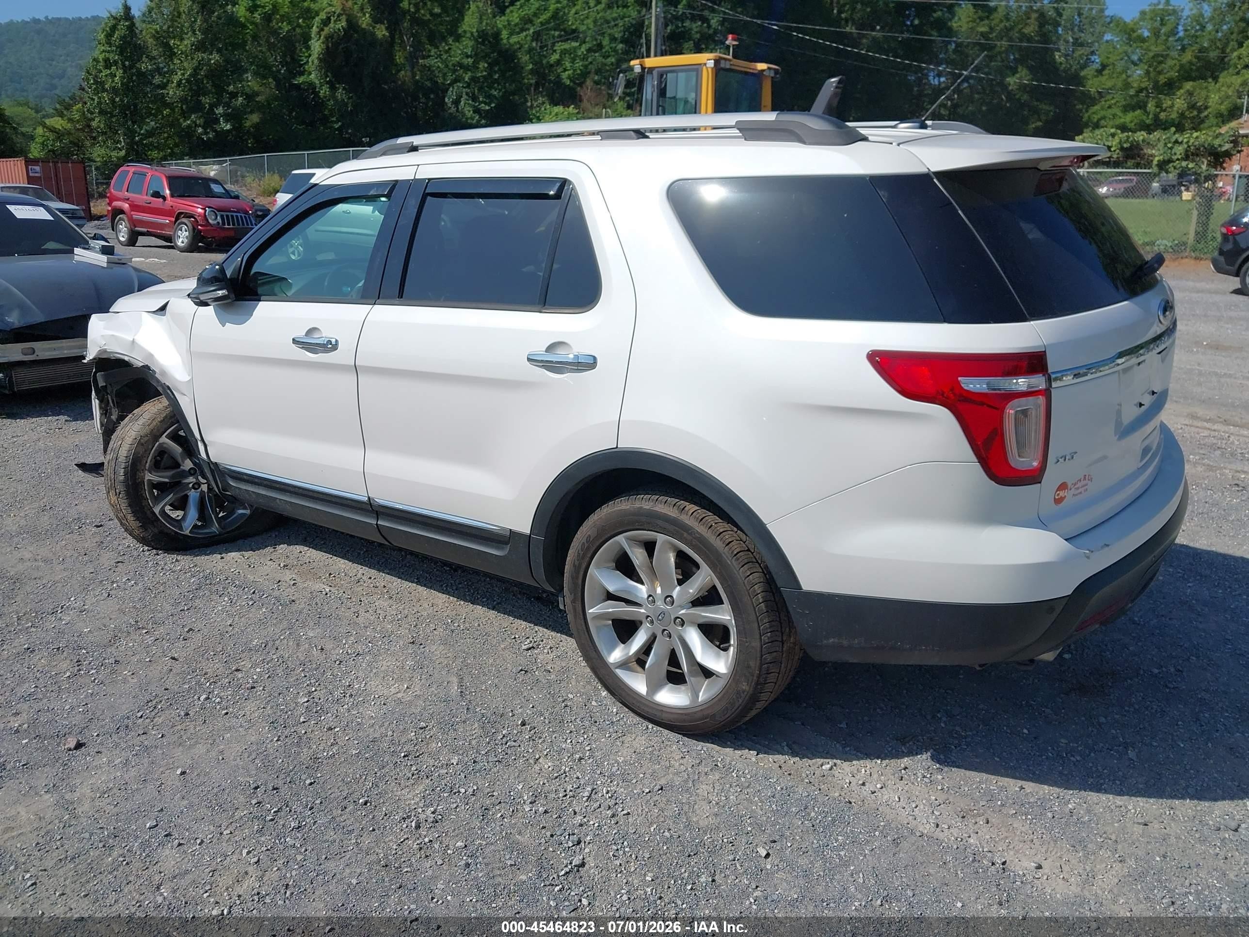 2015 Ford Explorer Xlt White vin: 1FM5K8D85FGC09308