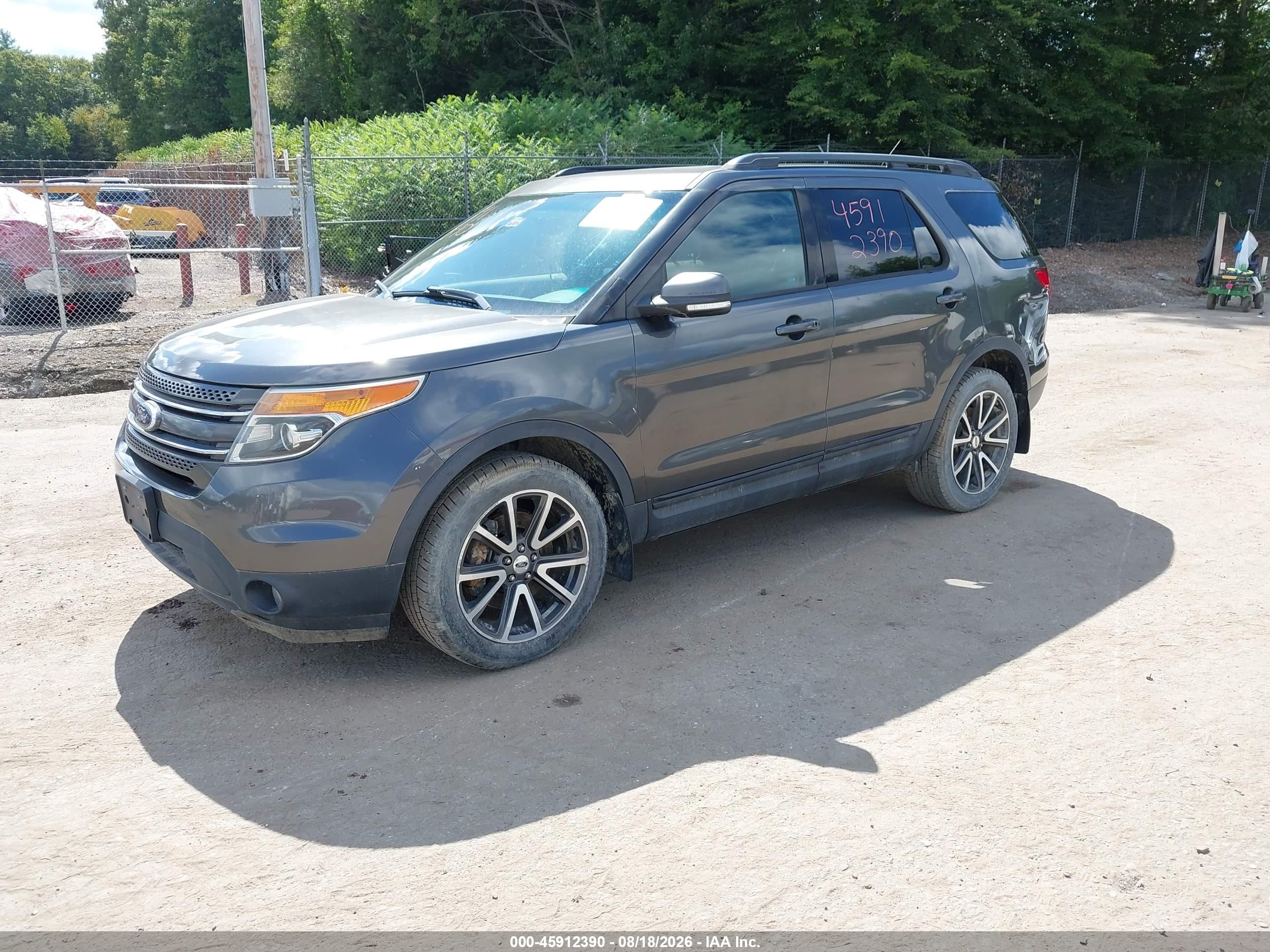 2015 Ford Explorer Xlt Серый vin: 1FM5K8D85FGC11057