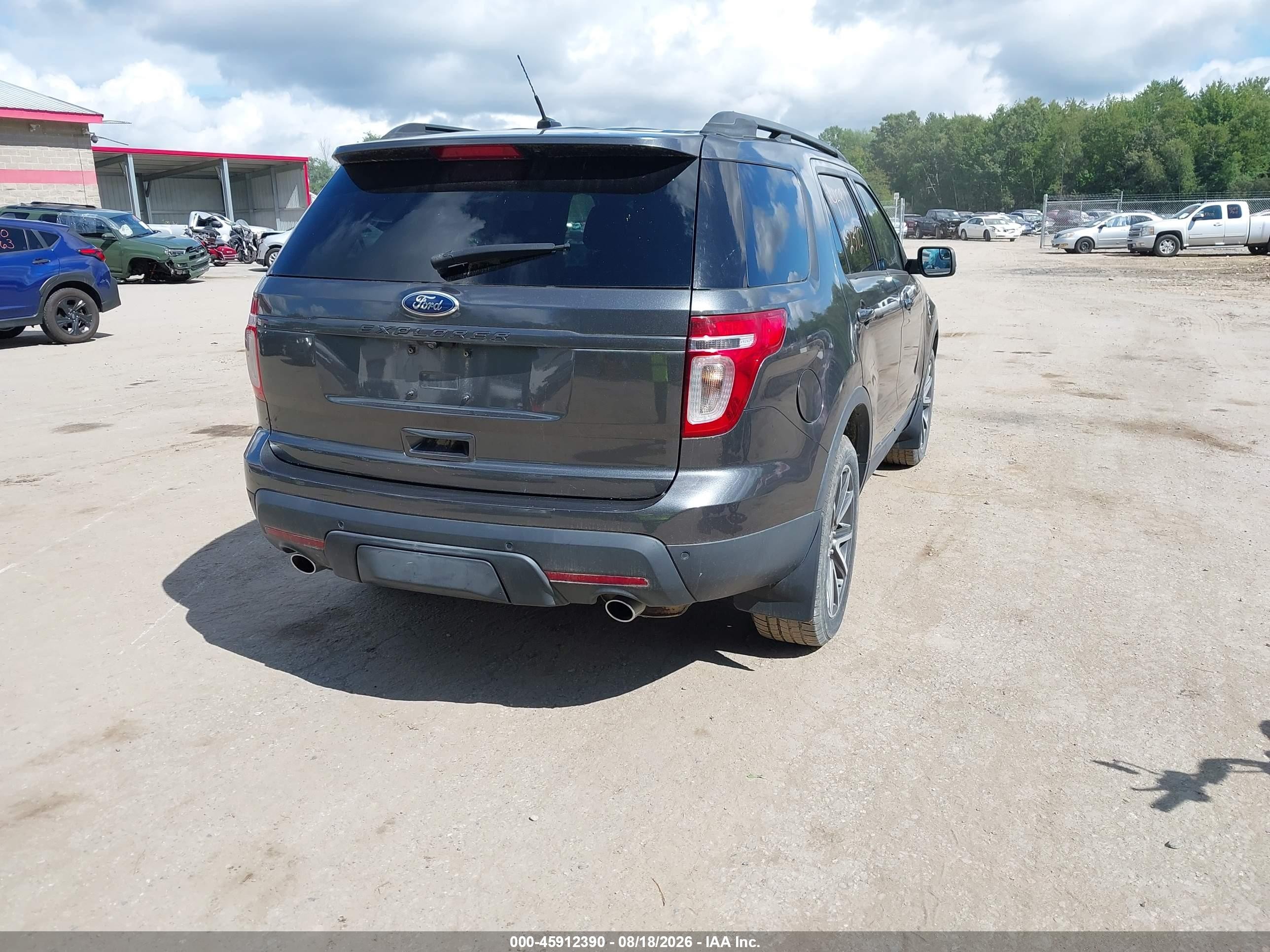 2015 Ford Explorer Xlt Серый vin: 1FM5K8D85FGC11057