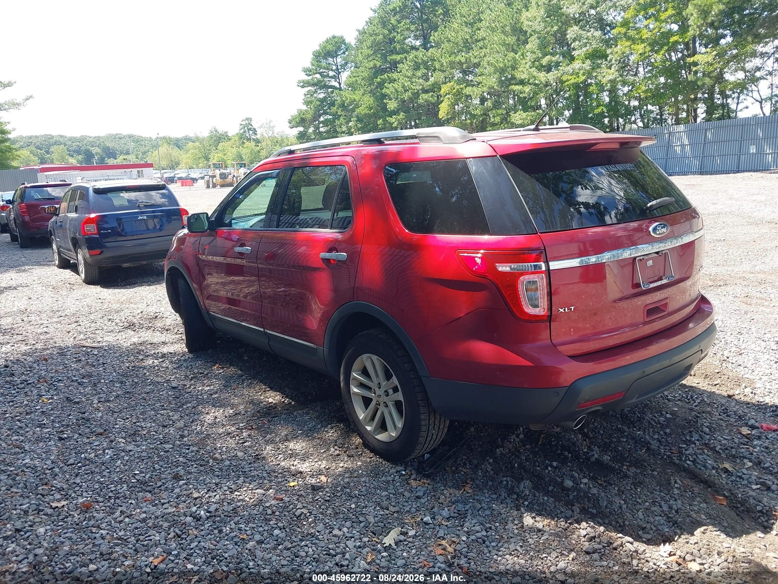 2015 Ford Explorer Xlt Red vin: 1FM5K8D85FGC32555