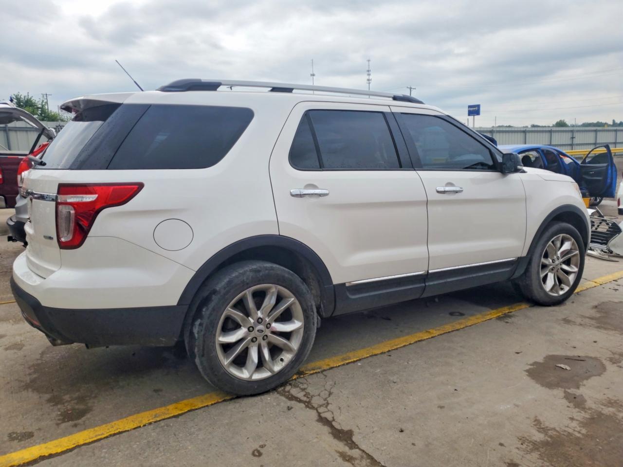 2015 Ford Explorer Xlt White vin: 1FM5K8D85FGC45550