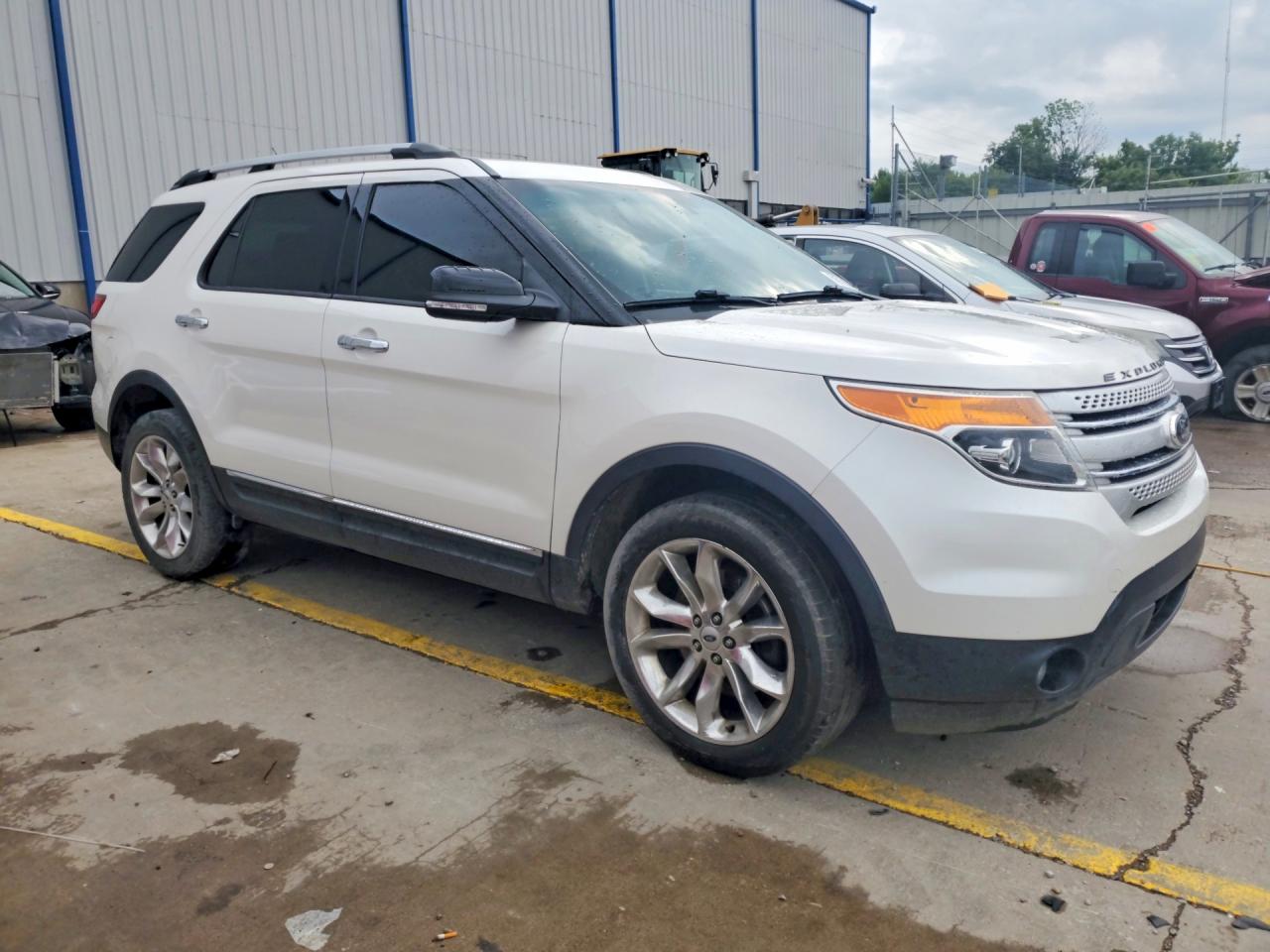 2015 Ford Explorer Xlt White vin: 1FM5K8D85FGC45550