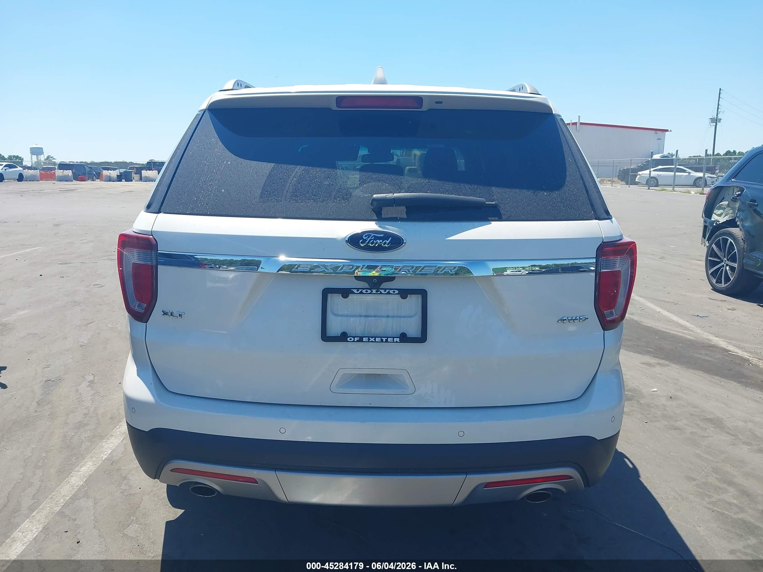 2016 Ford Explorer Xlt White vin: 1FM5K8D85GGC37787