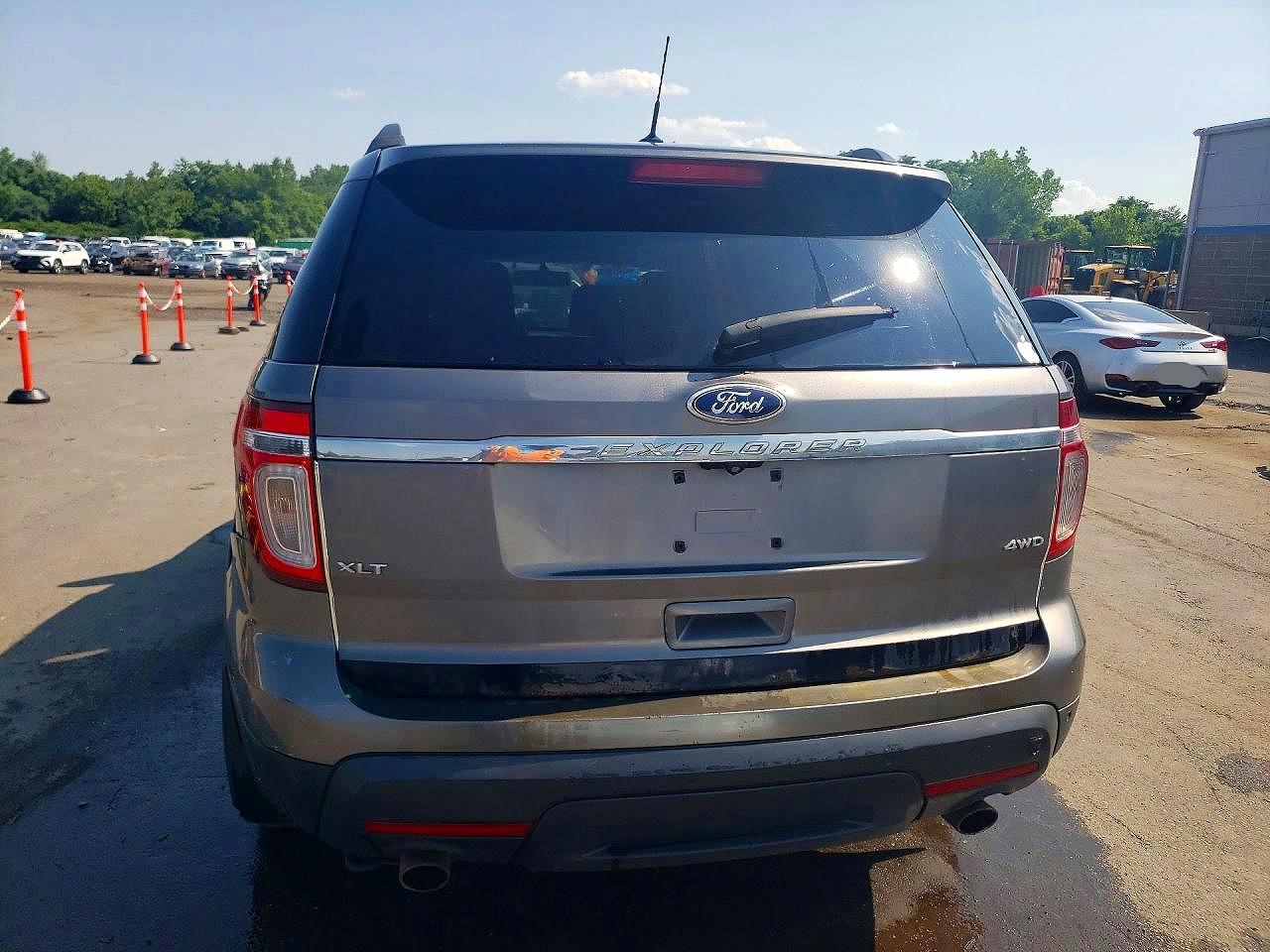 2013 Ford Explorer Xlt Gray vin: 1FM5K8D86DGA00592