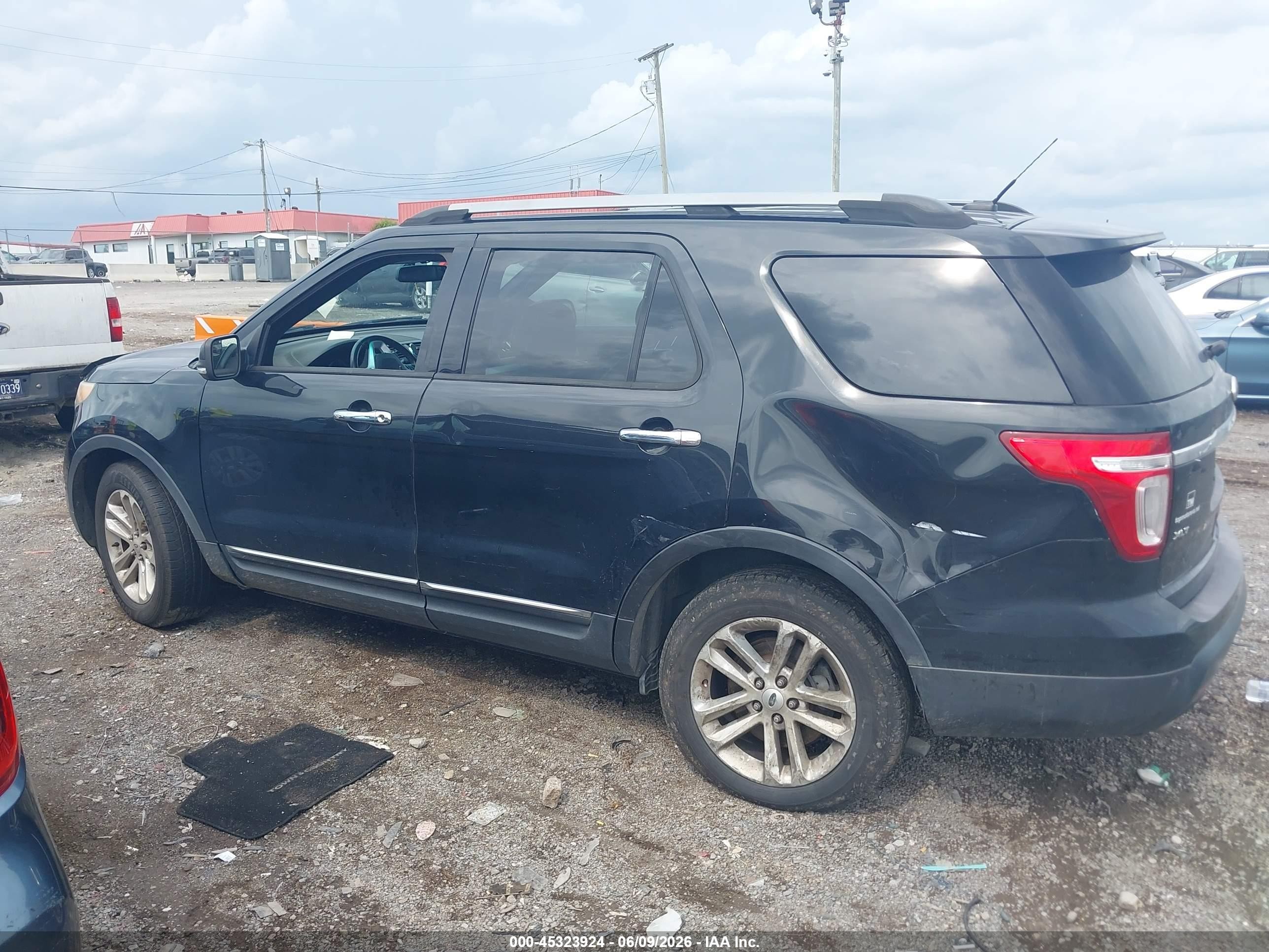 2013 Ford Explorer Xlt Black vin: 1FM5K8D86DGA07039