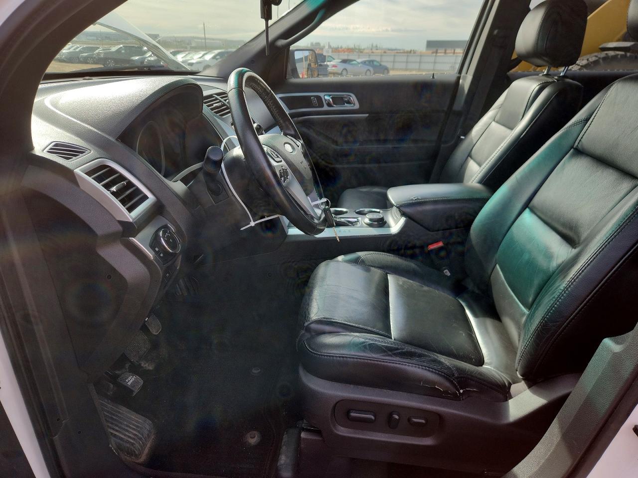 2013 Ford Explorer Xlt White vin: 1FM5K8D86DGA09437