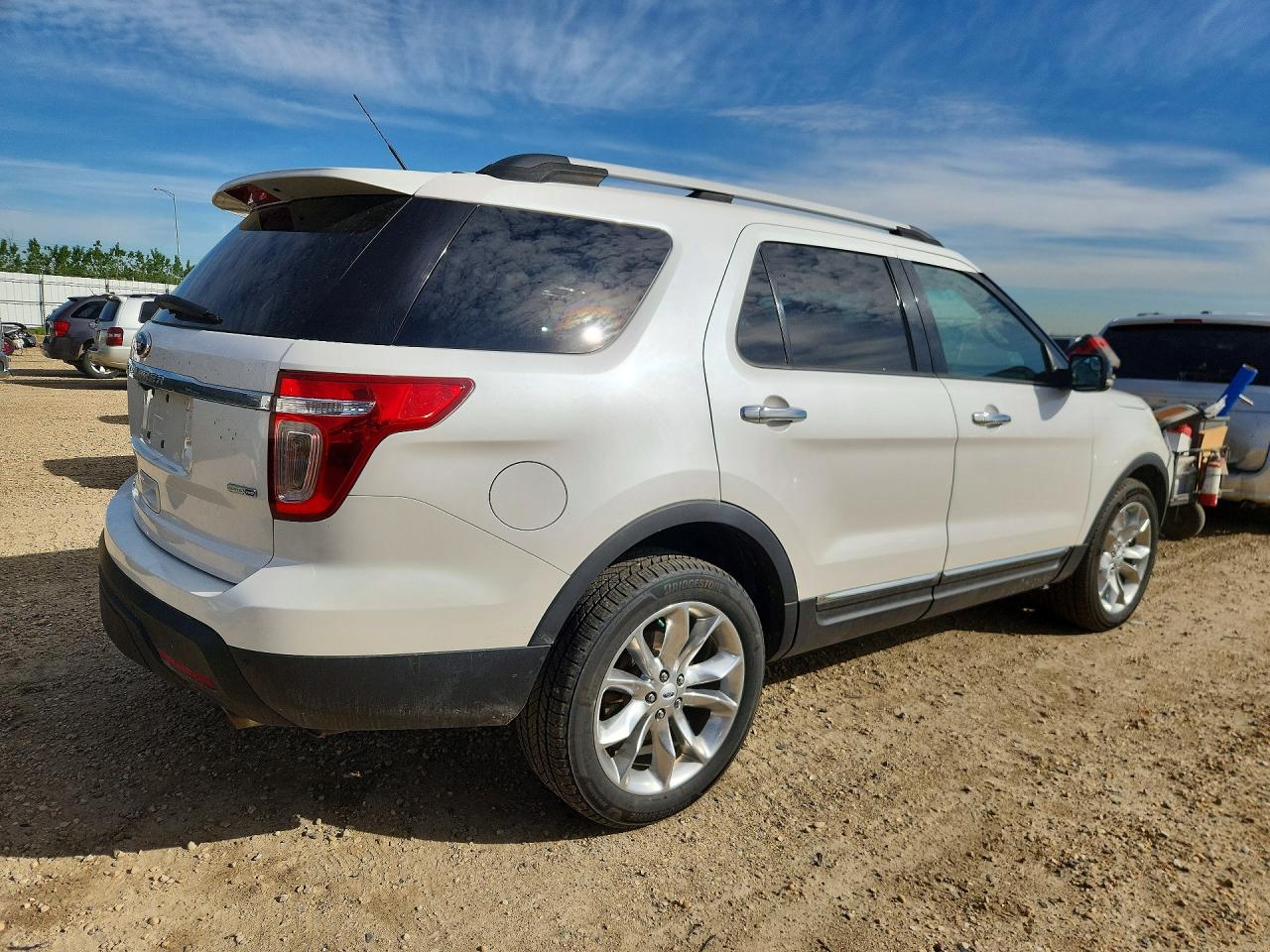 2013 Ford Explorer Xlt White vin: 1FM5K8D86DGA09437
