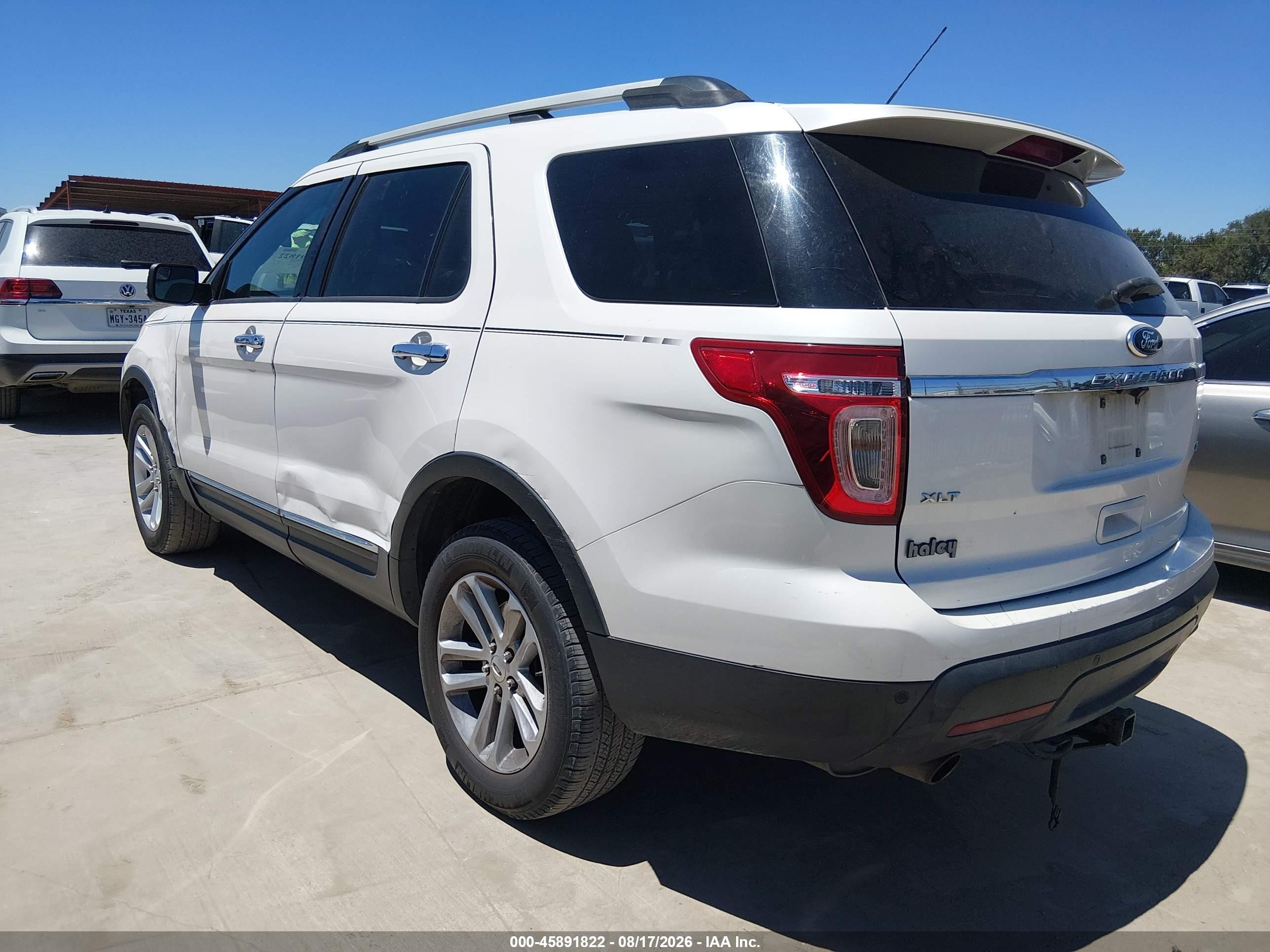 2013 Ford Explorer Xlt White vin: 1FM5K8D86DGA13987