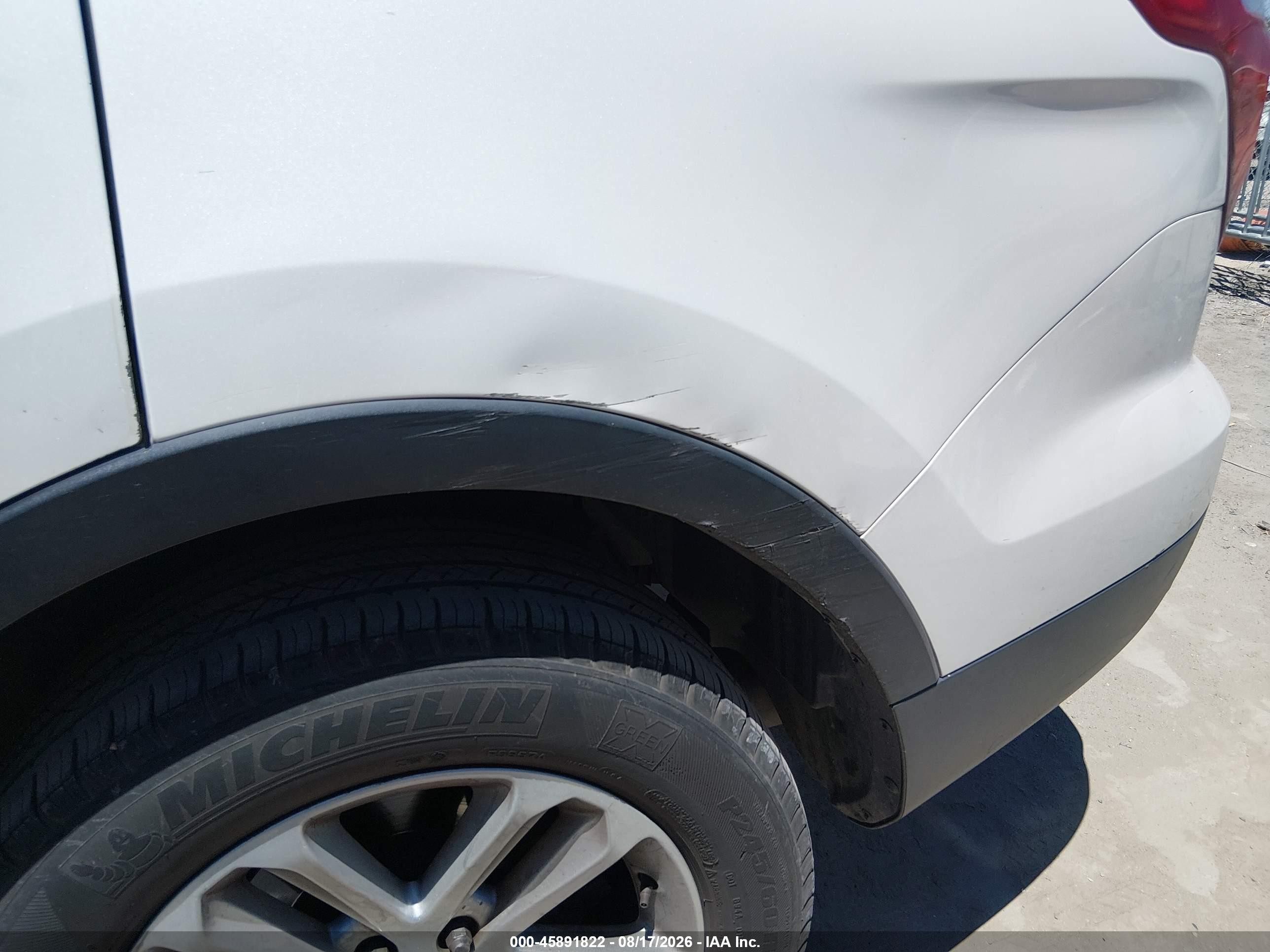 2013 Ford Explorer Xlt White vin: 1FM5K8D86DGA13987