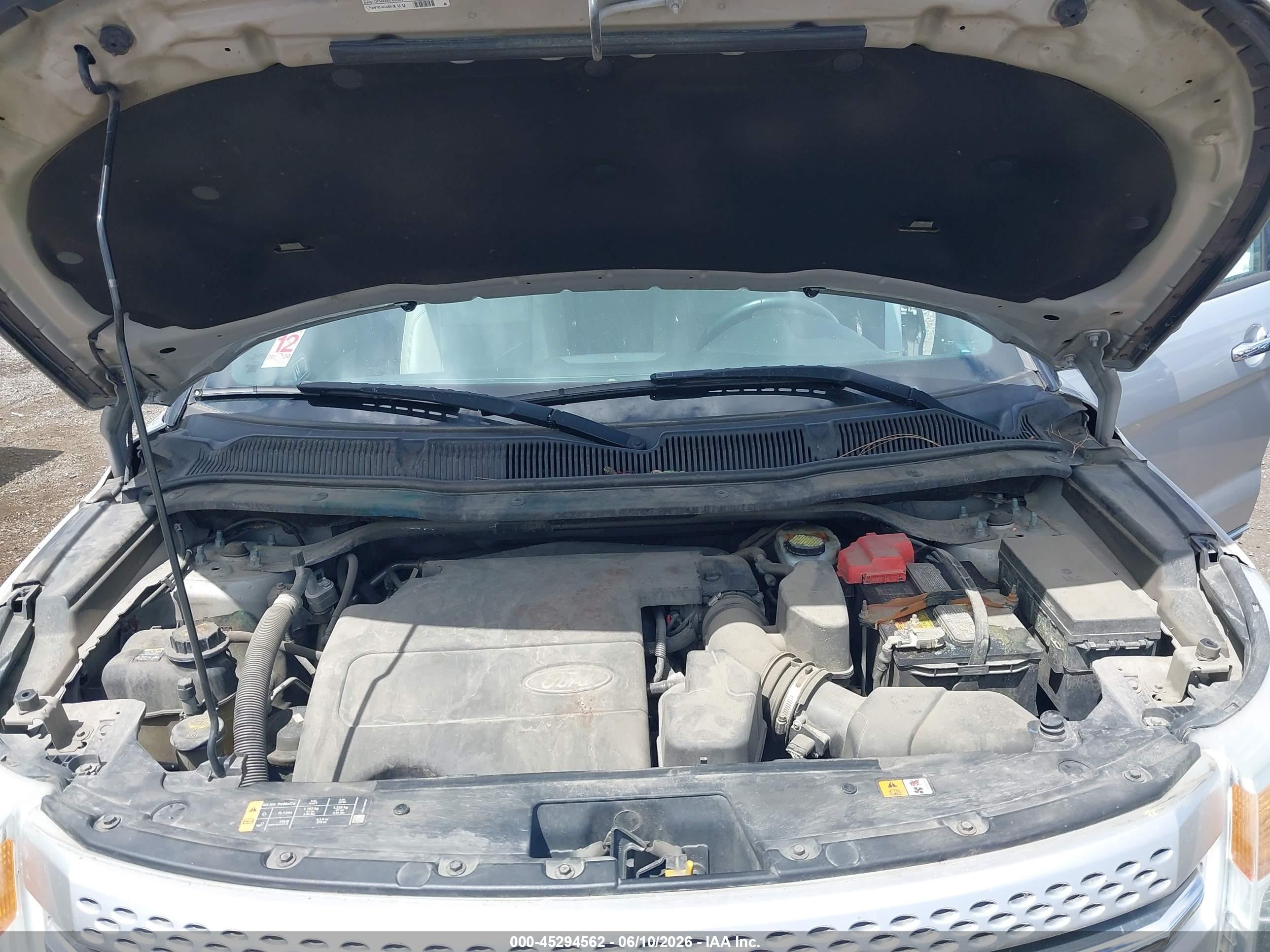 2013 Ford Explorer Xlt Silver vin: 1FM5K8D86DGA82825