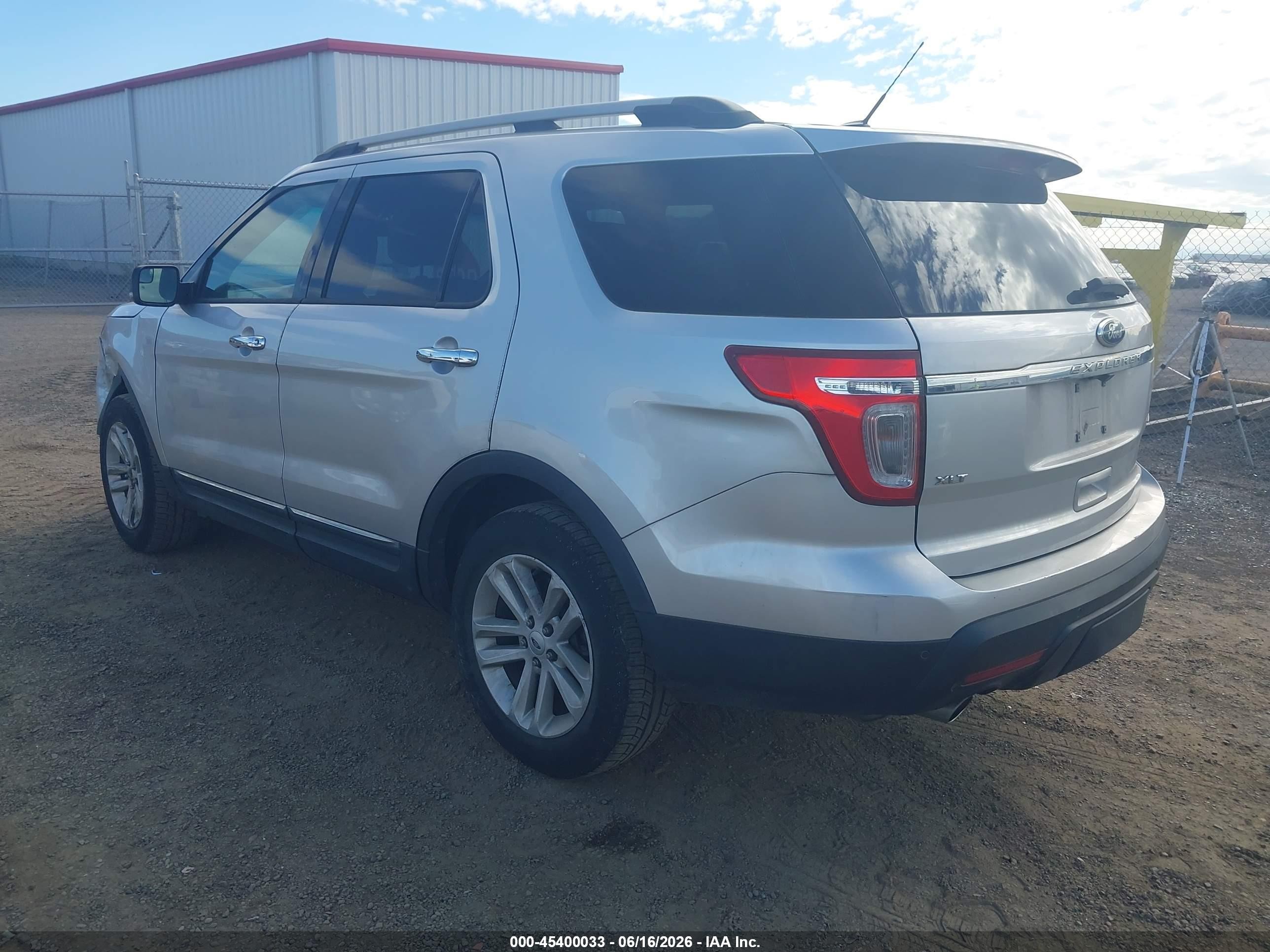 2013 Ford Explorer Xlt Серебряный vin: 1FM5K8D86DGB14818