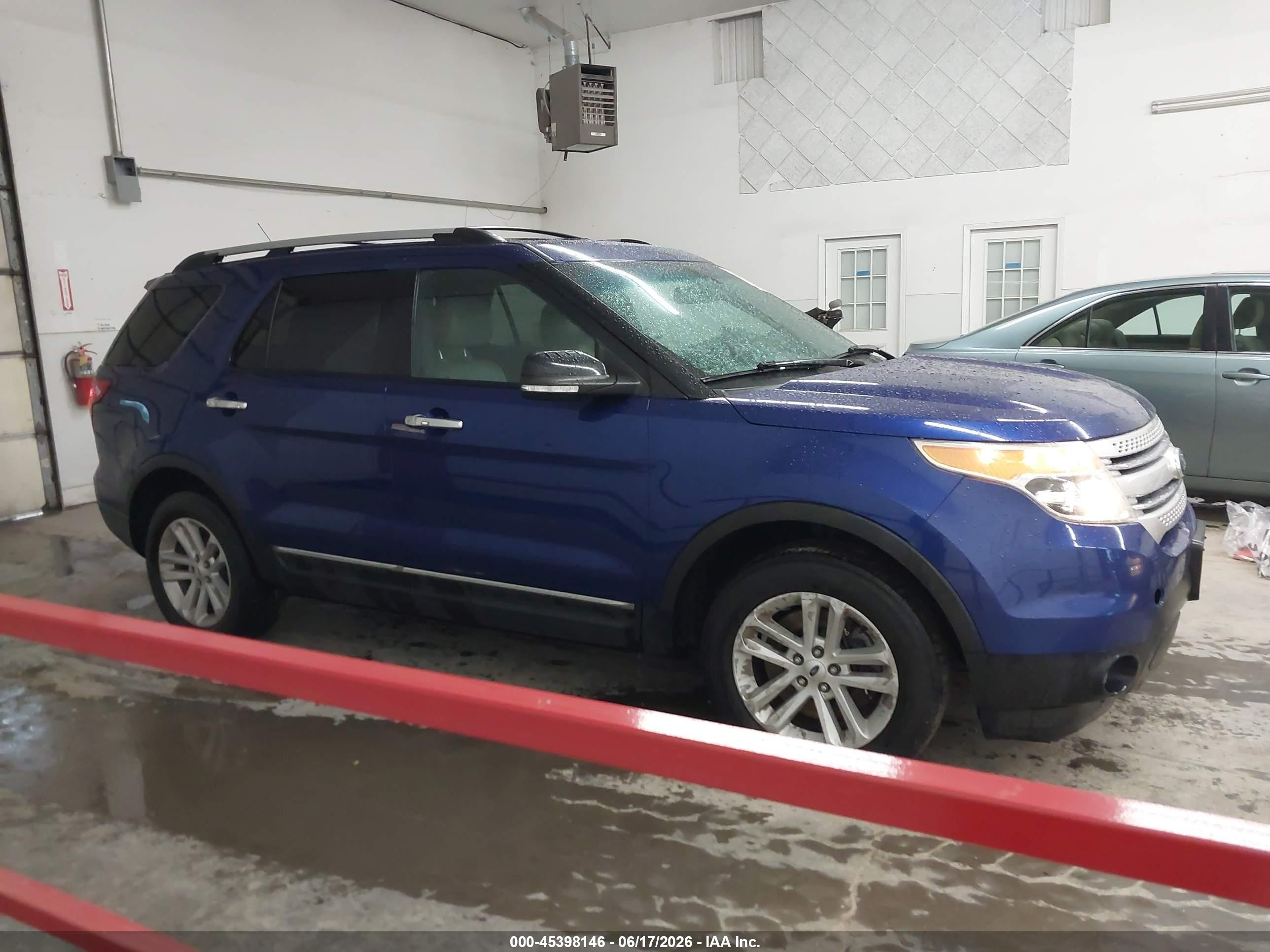 2013 Ford Explorer Xlt Blue vin: 1FM5K8D86DGC41214