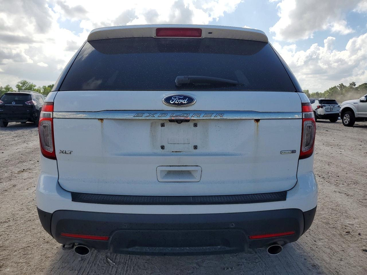 2013 Ford Explorer Xlt White vin: 1FM5K8D86DGC71085