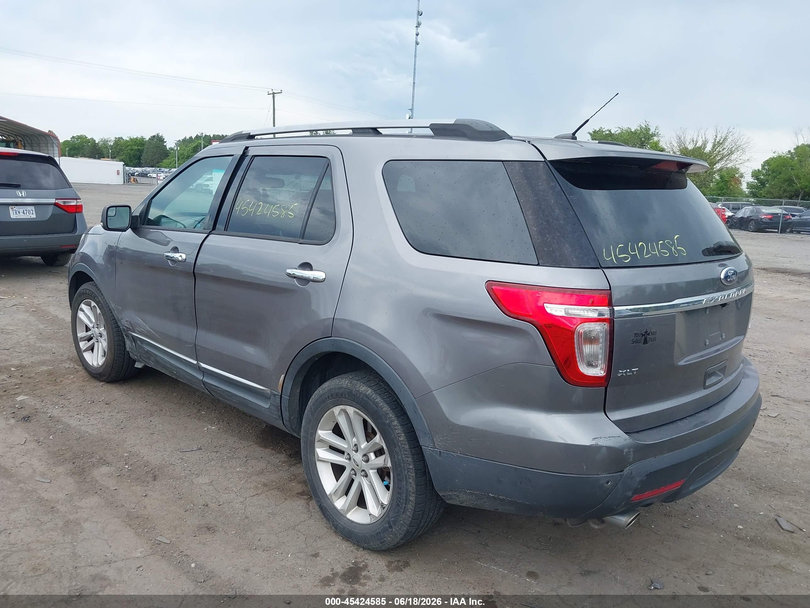 2014 Ford Explorer Xlt Gray vin: 1FM5K8D86EGA68022