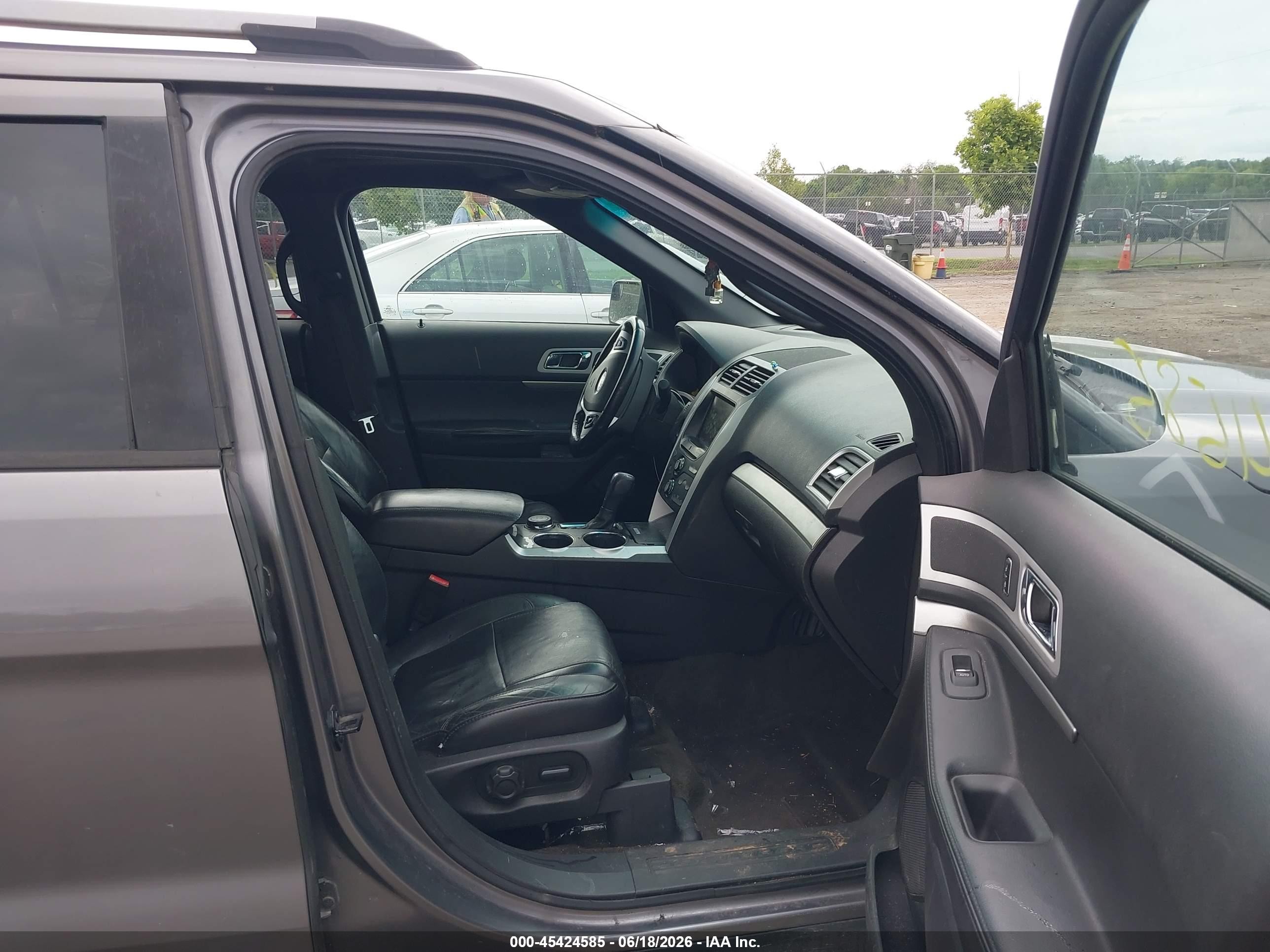 2014 Ford Explorer Xlt Gray vin: 1FM5K8D86EGA68022