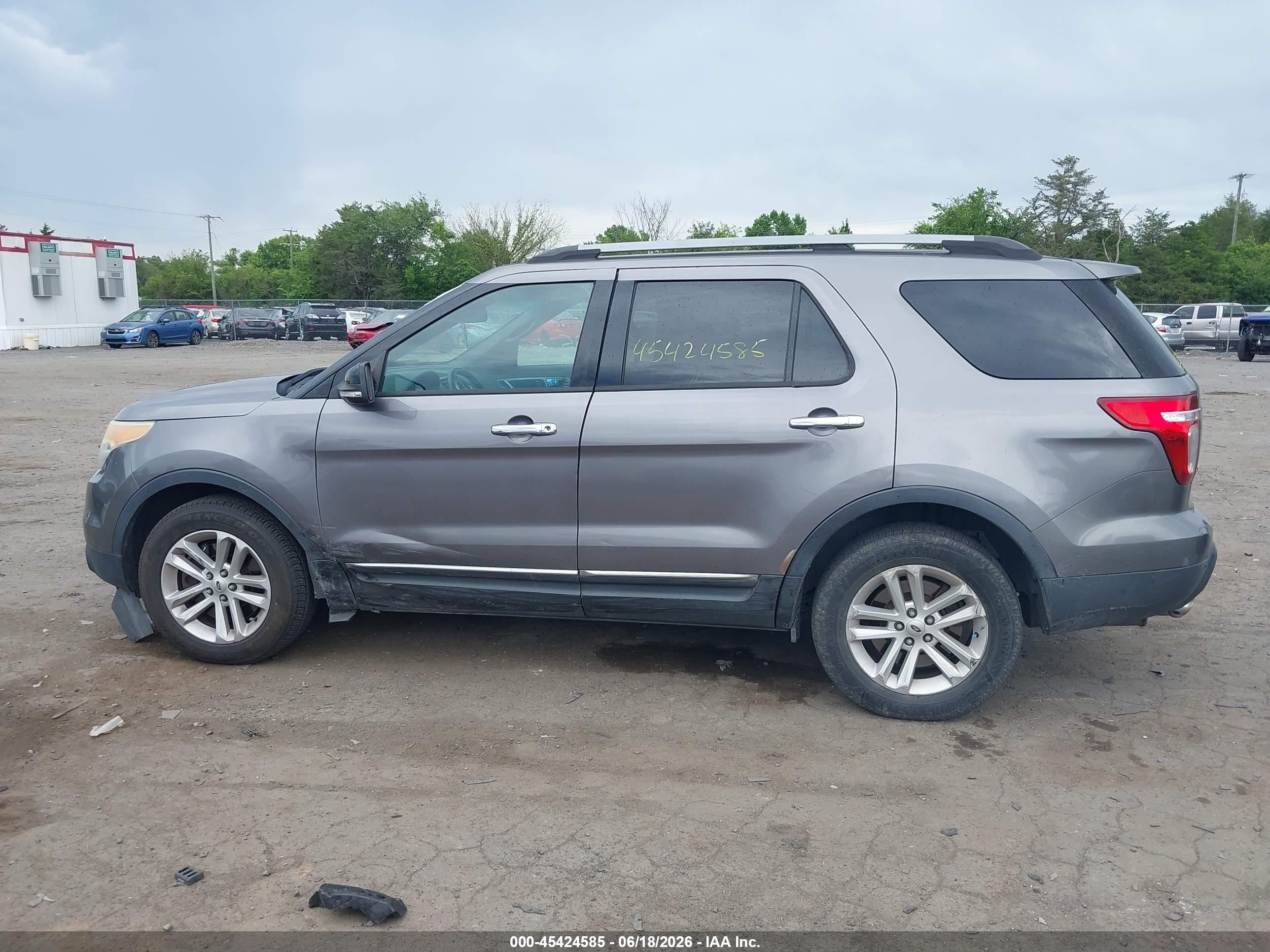 2014 Ford Explorer Xlt Gray vin: 1FM5K8D86EGA68022