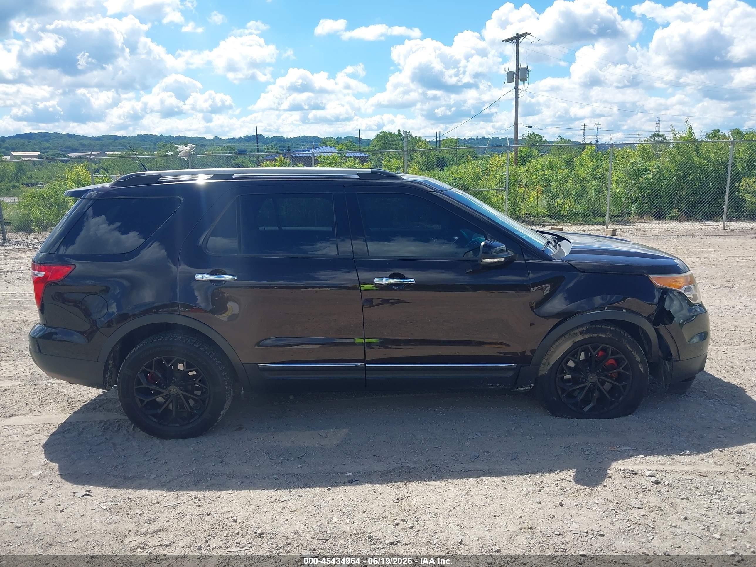 2014 Ford Explorer Xlt Black vin: 1FM5K8D86EGA79053