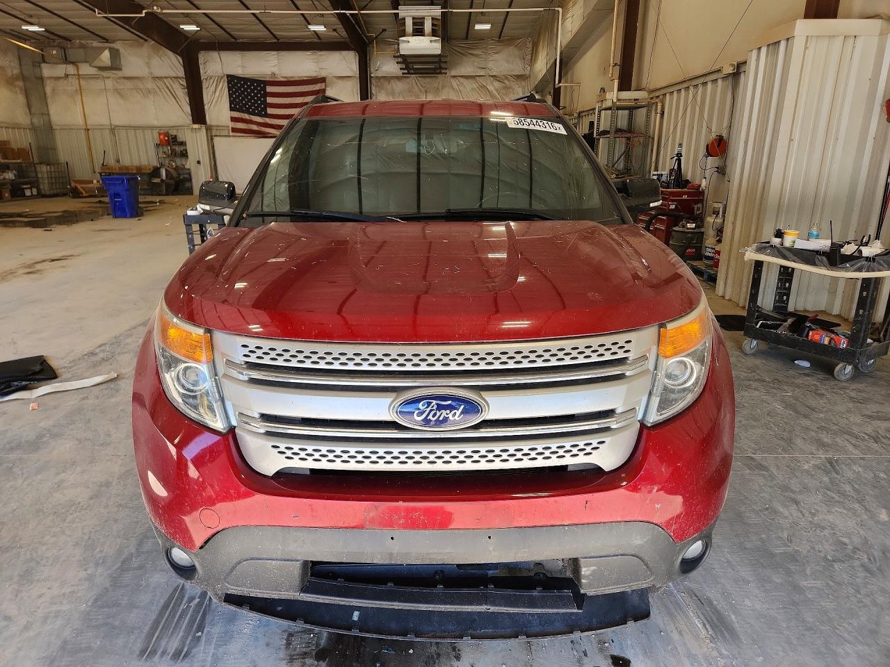 2015 Ford Explorer Xlt Красный vin: 1FM5K8D86FGA03379