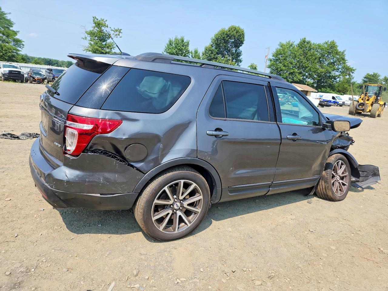 2015 Ford Explorer Xlt Серый vin: 1FM5K8D86FGA11773