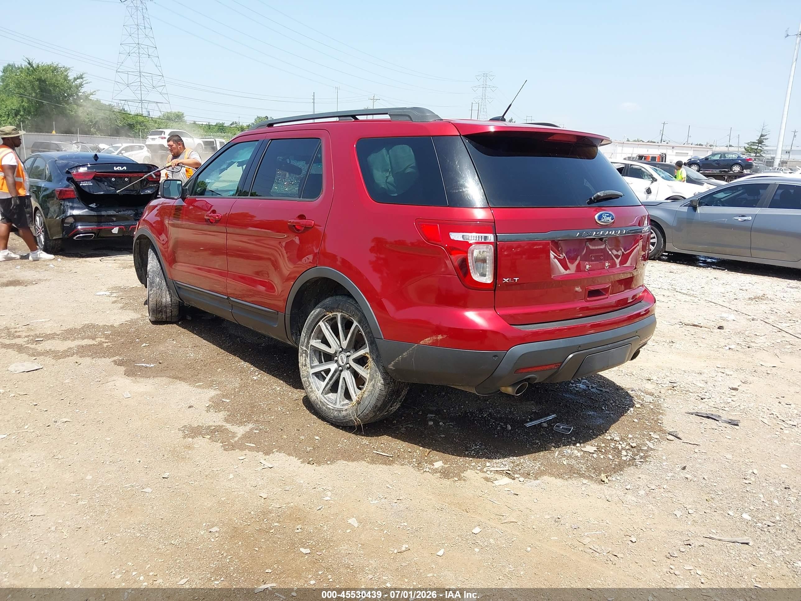 2015 Ford Explorer Xlt Red vin: 1FM5K8D86FGA25401