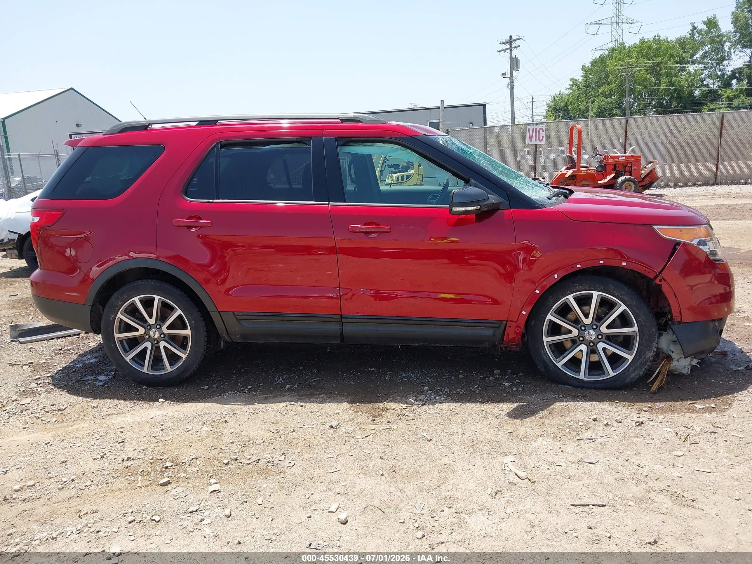 2015 Ford Explorer Xlt Red vin: 1FM5K8D86FGA25401