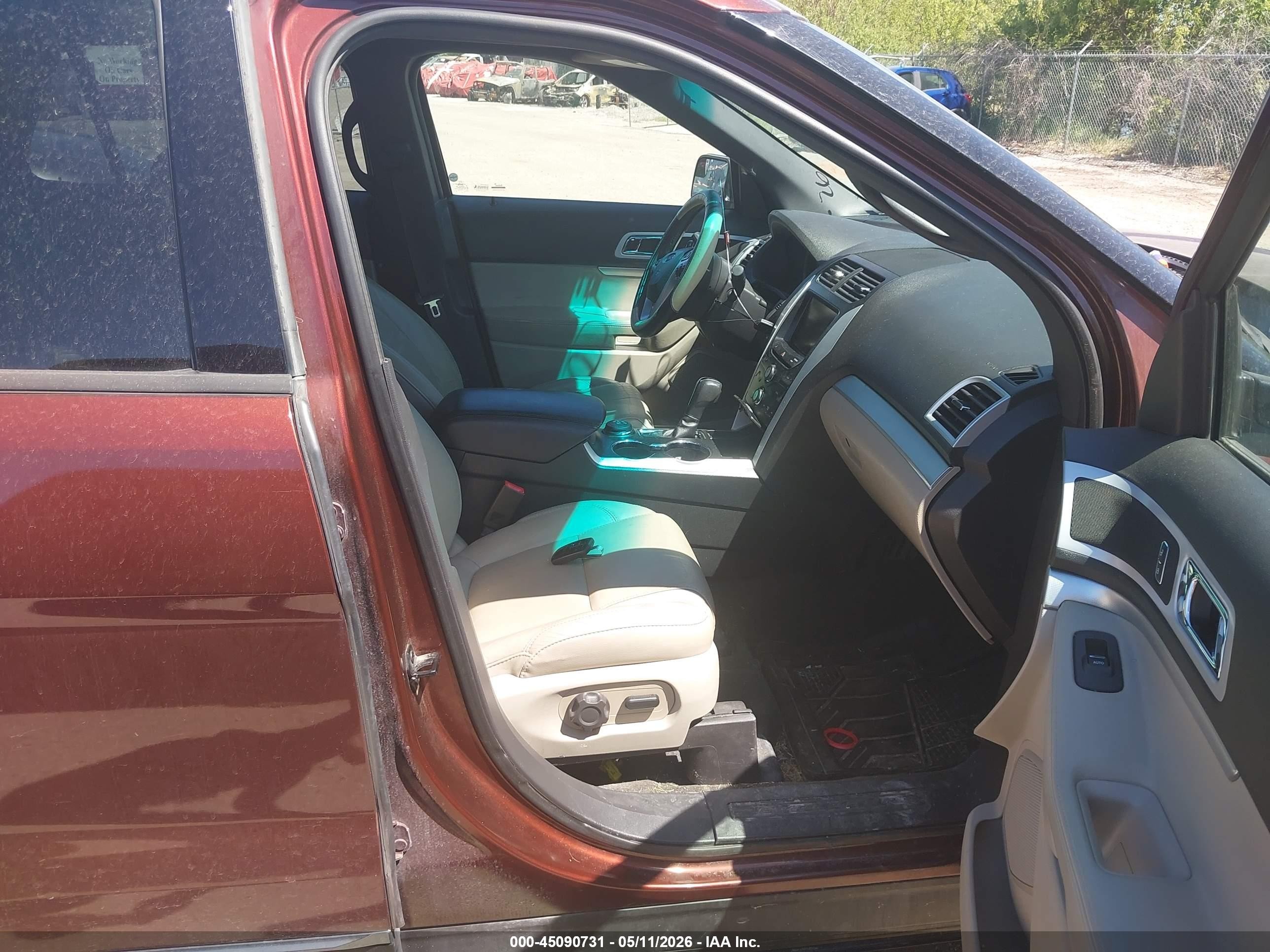 2015 Ford Explorer Xlt Burgundy vin: 1FM5K8D86FGA39881