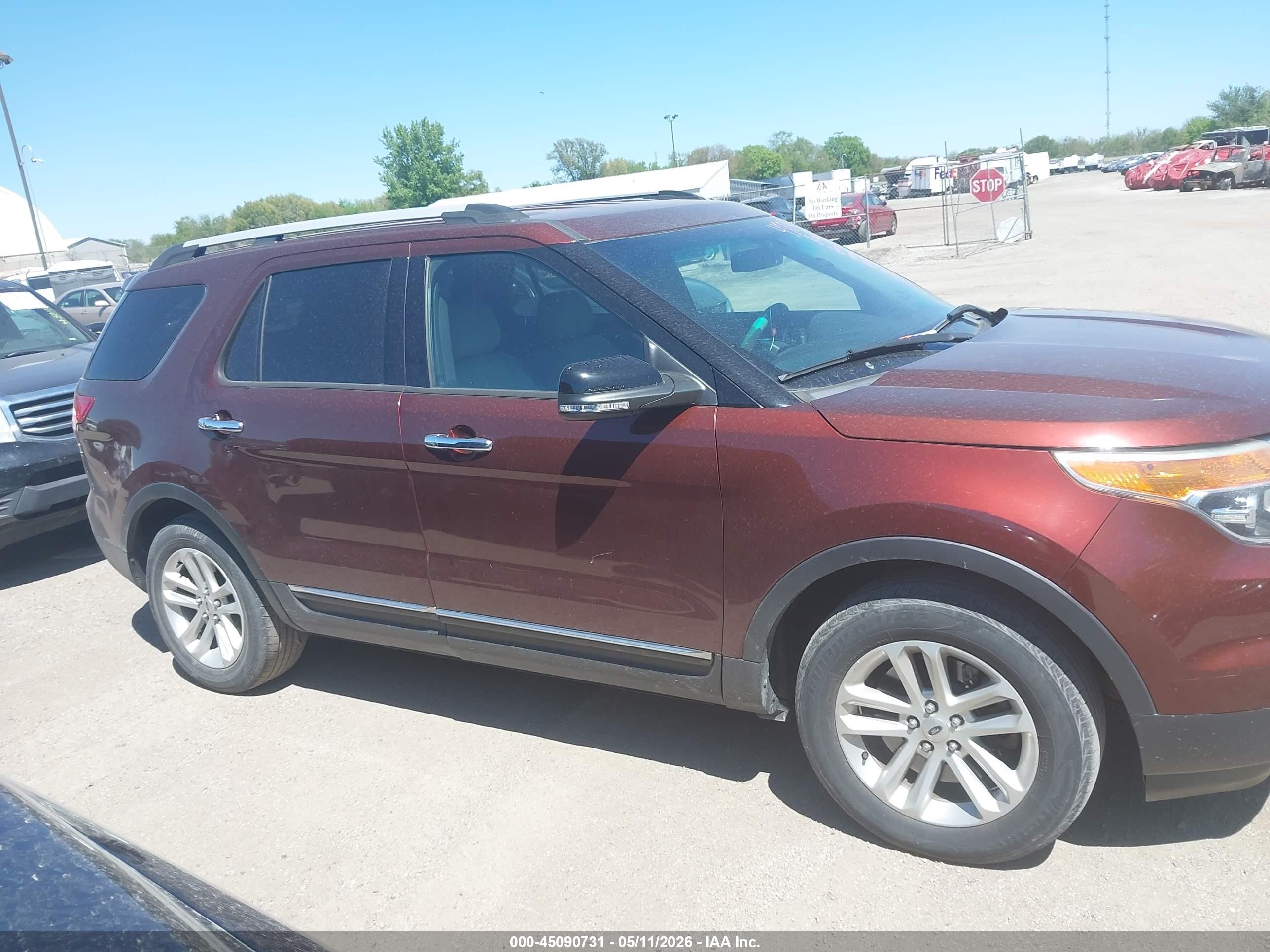 2015 Ford Explorer Xlt Burgundy vin: 1FM5K8D86FGA39881