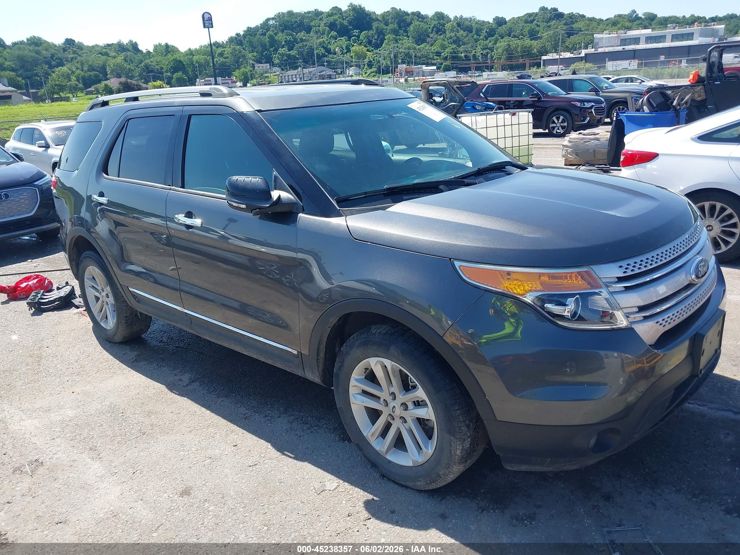 2015 Ford Explorer Xlt Gray vin: 1FM5K8D86FGA86182