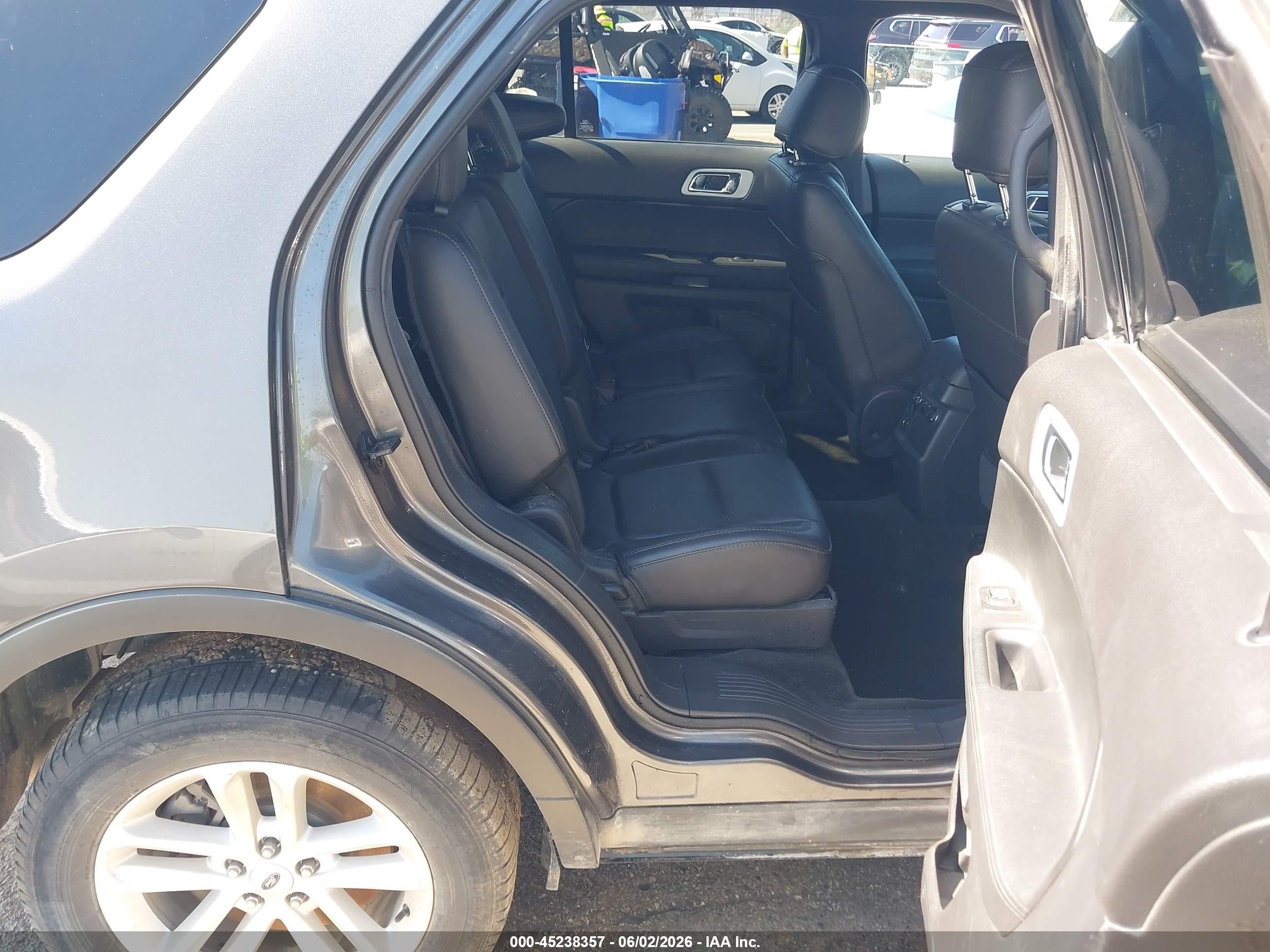 2015 Ford Explorer Xlt Gray vin: 1FM5K8D86FGA86182