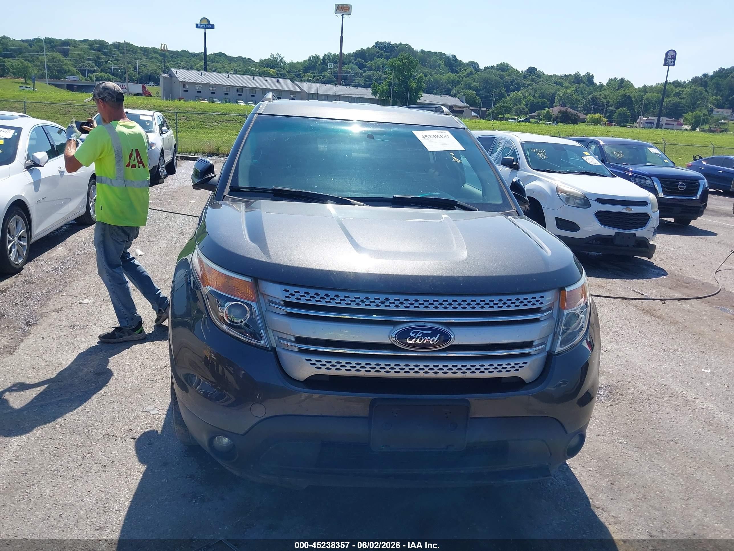 2015 Ford Explorer Xlt Gray vin: 1FM5K8D86FGA86182
