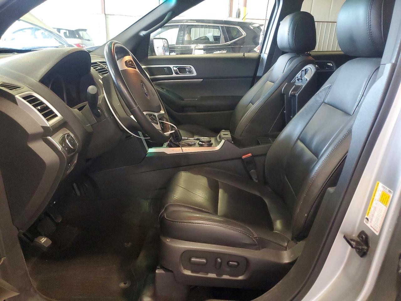 2015 Ford Explorer Xlt Silver vin: 1FM5K8D86FGB16779