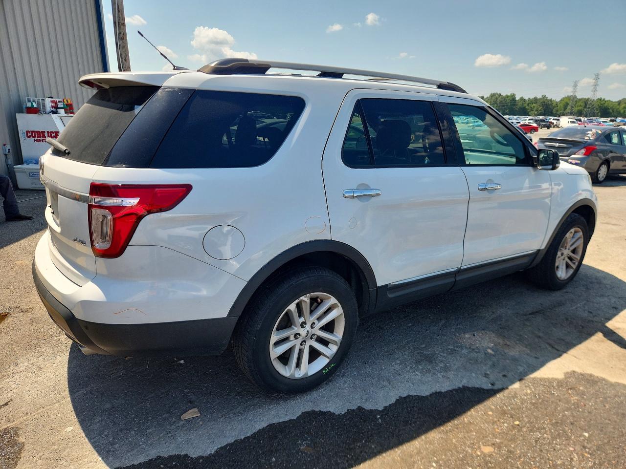 2015 Ford Explorer Xlt White vin: 1FM5K8D86FGC53494