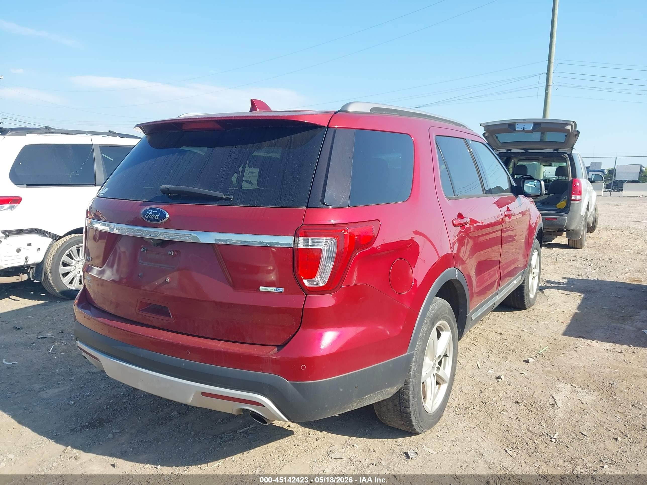2016 Ford Explorer Xlt Red vin: 1FM5K8D86GGC05835