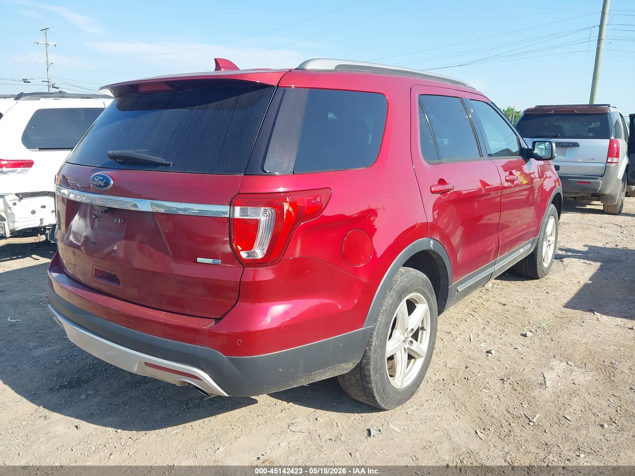 2016 Ford Explorer Xlt Red vin: 1FM5K8D86GGC05835